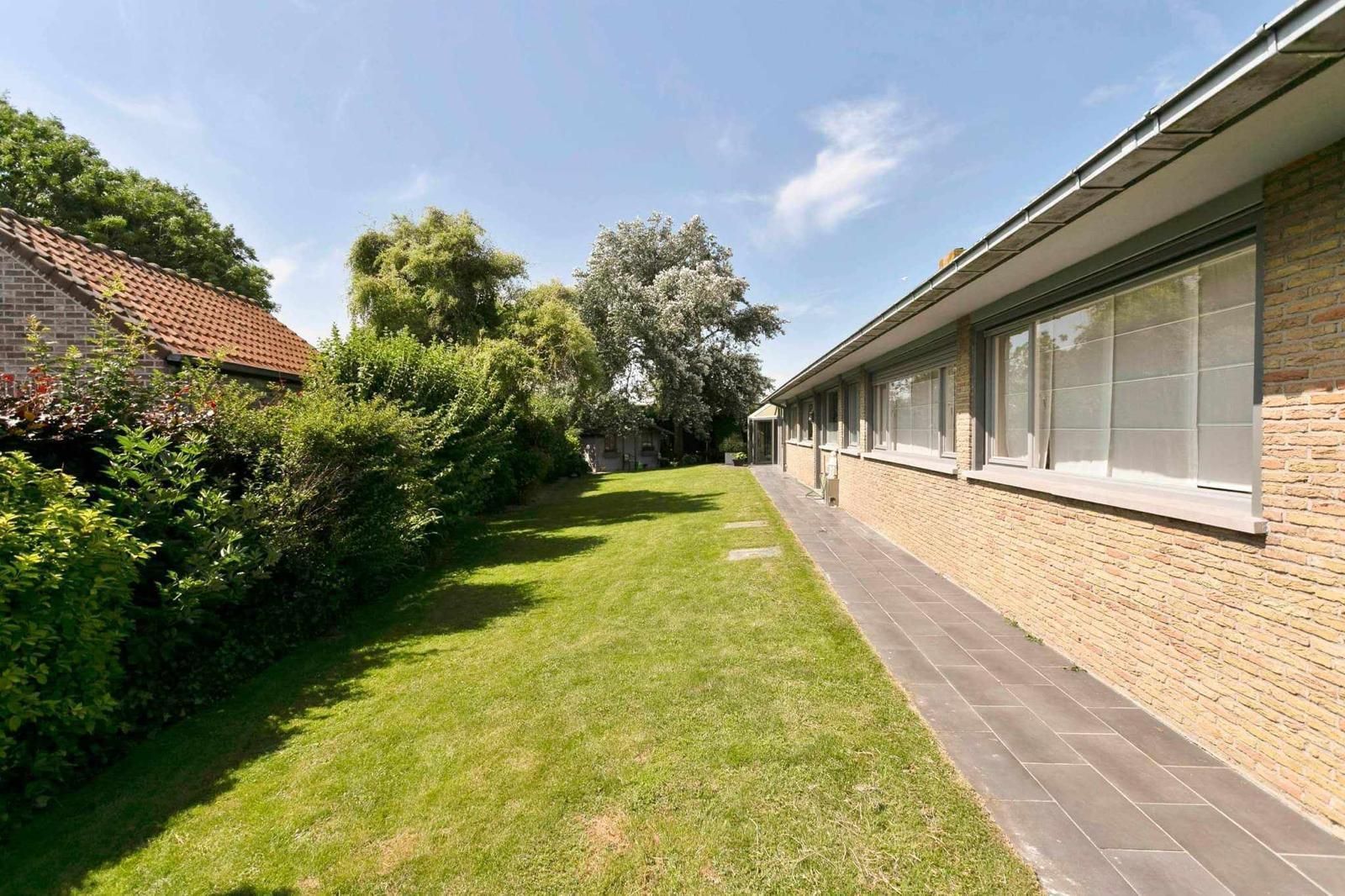 Uitstekend gelegen BUNGALOW /VILLA te koop te Middelkerke!* foto 8