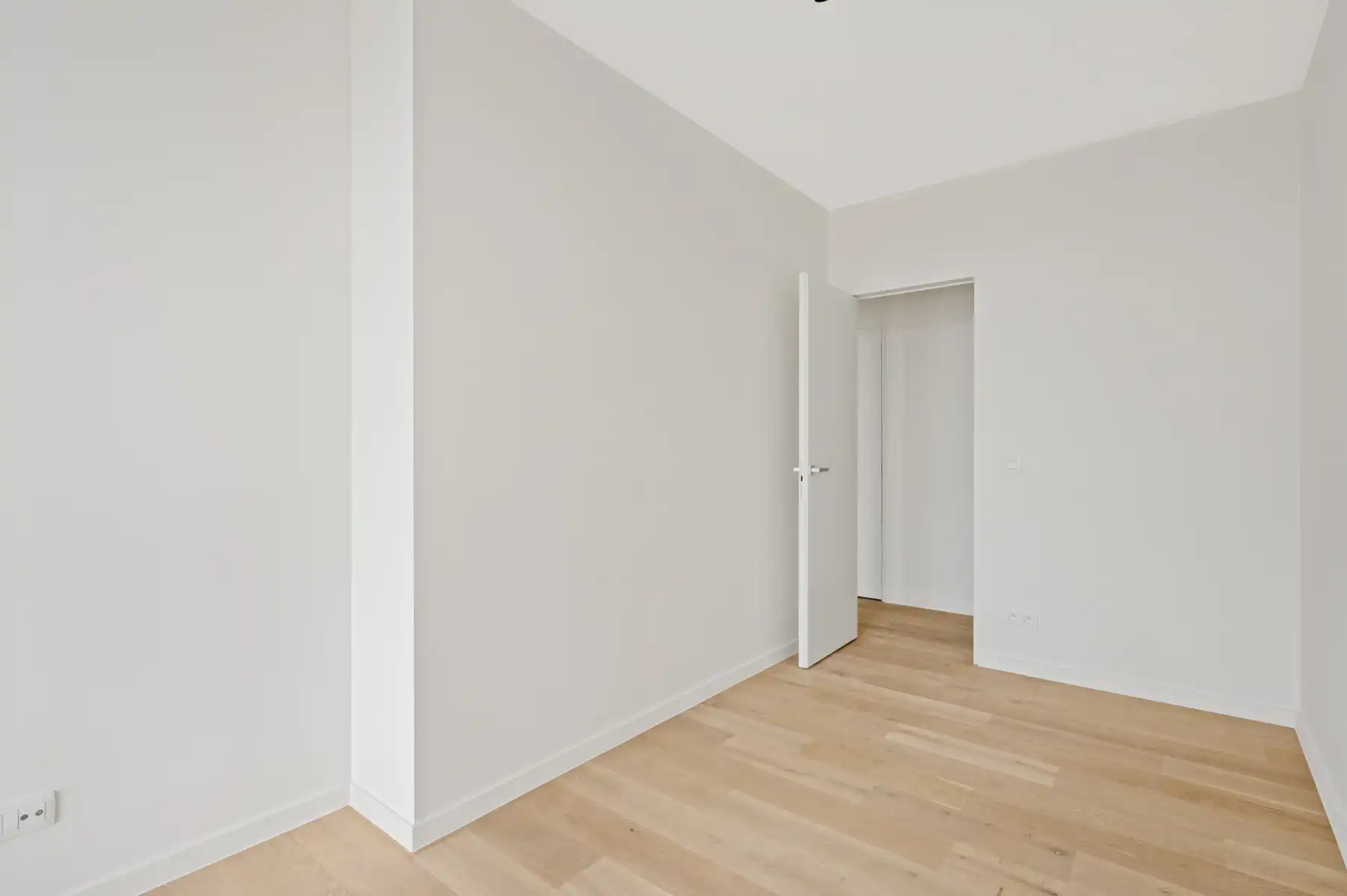Prachtig 2 slaapkamer app met frontaal Scheldezicht foto 13