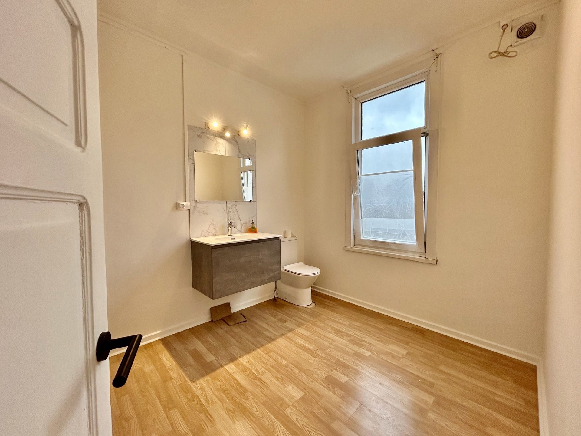 Ruime woning met buitenruimte vlakbij het centrum. foto 27