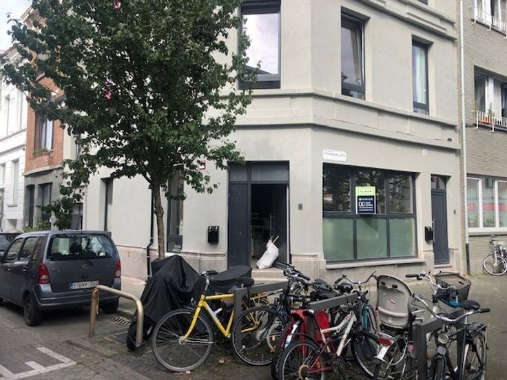 Commerciële ruimte te huur foto 6