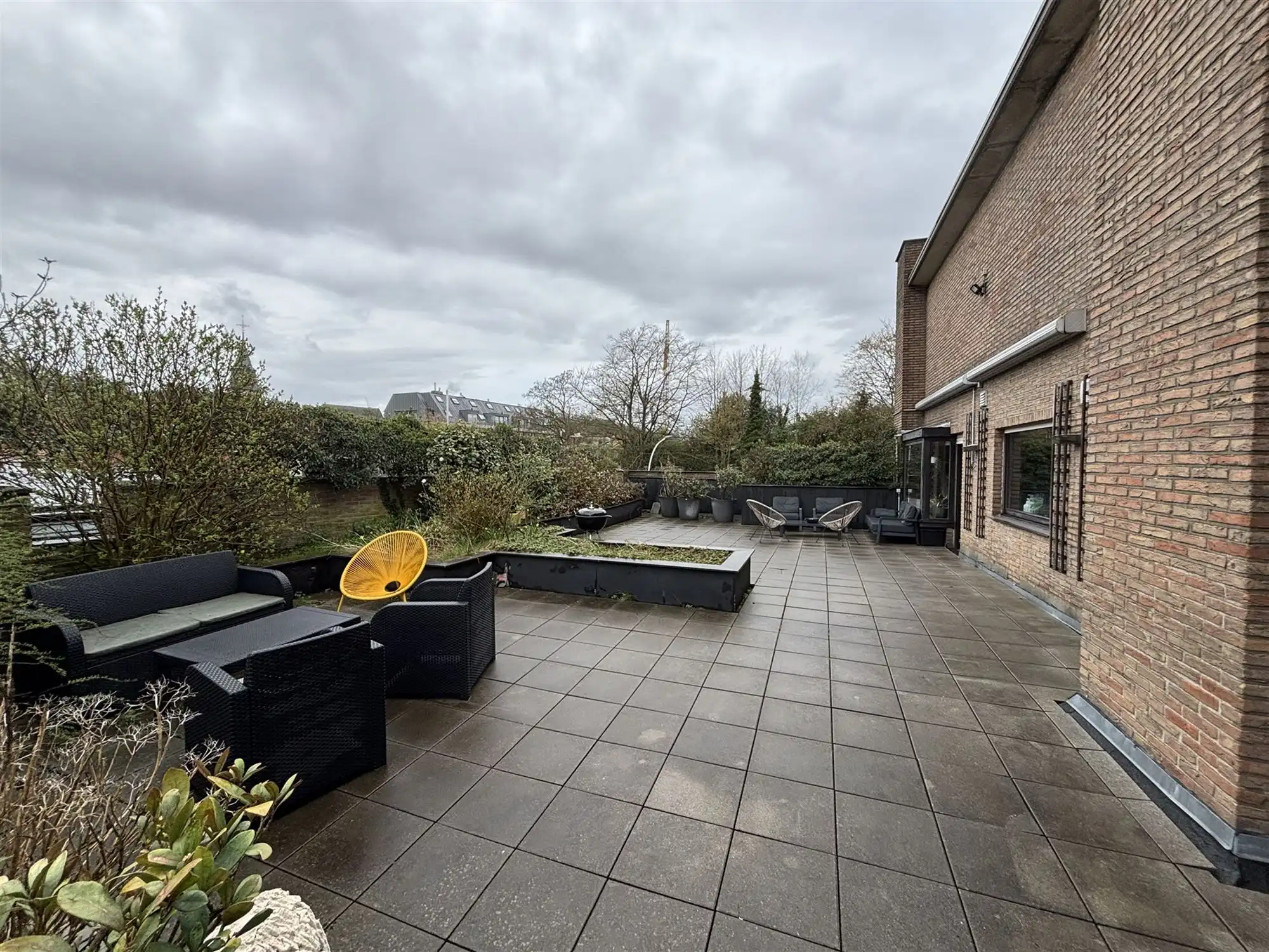 Zeer ruim appartement in centrum Edegem te huur foto 7