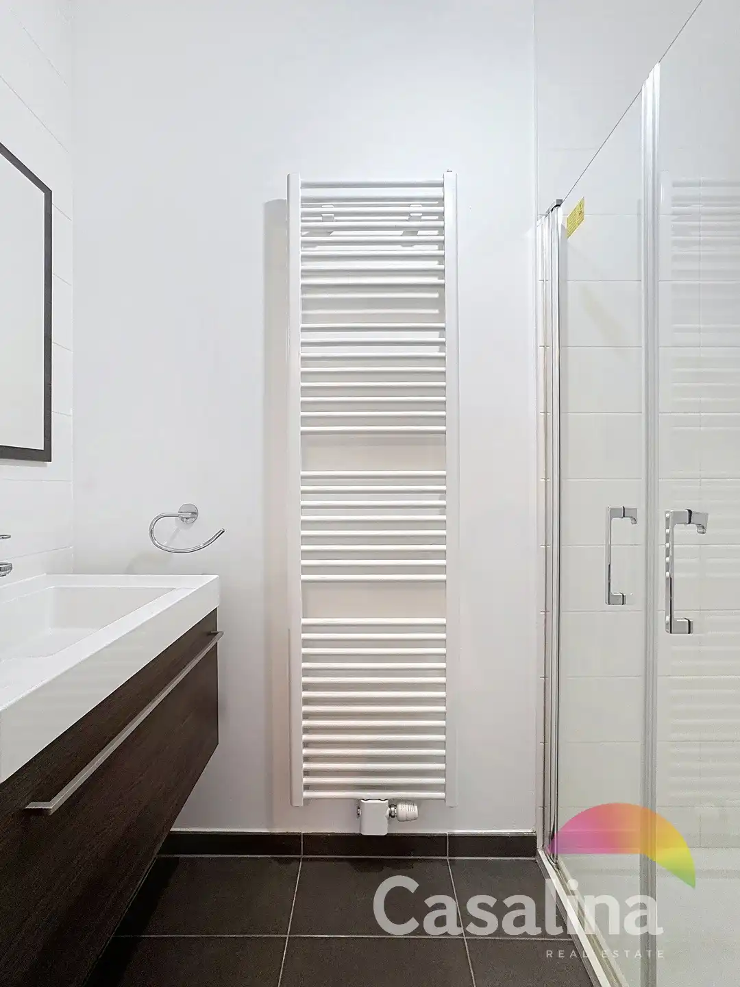 Prachtig 3-slaapkamerapp. met terras en parking (EPC: A-) foto 12