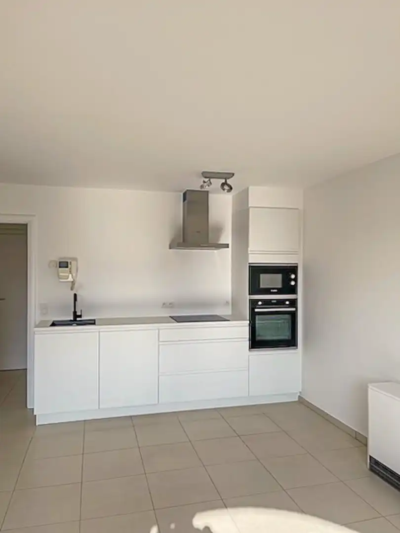 Instapklaar duplexappartement met terras nabij centrum Oostende foto 9