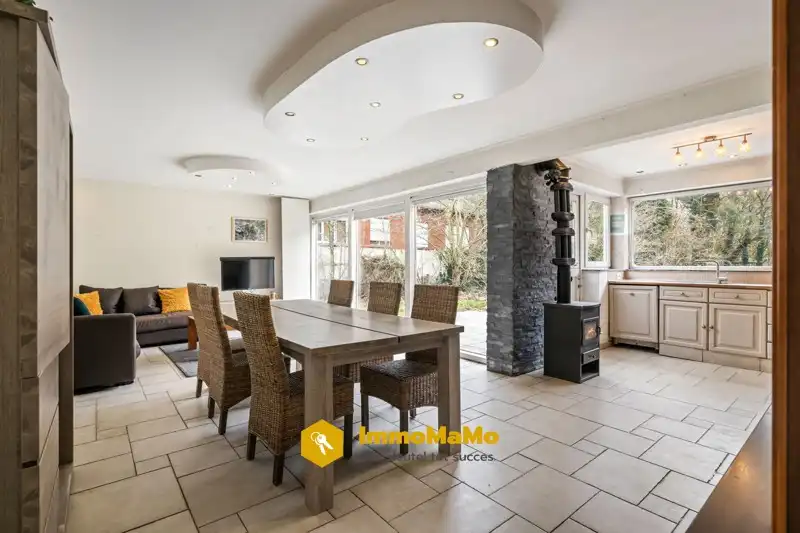 VRIJSTAANDE WONING MET OPEN ZICHT TE KOOP IN WACHTEBEKE (LOCHRISTI) foto 8