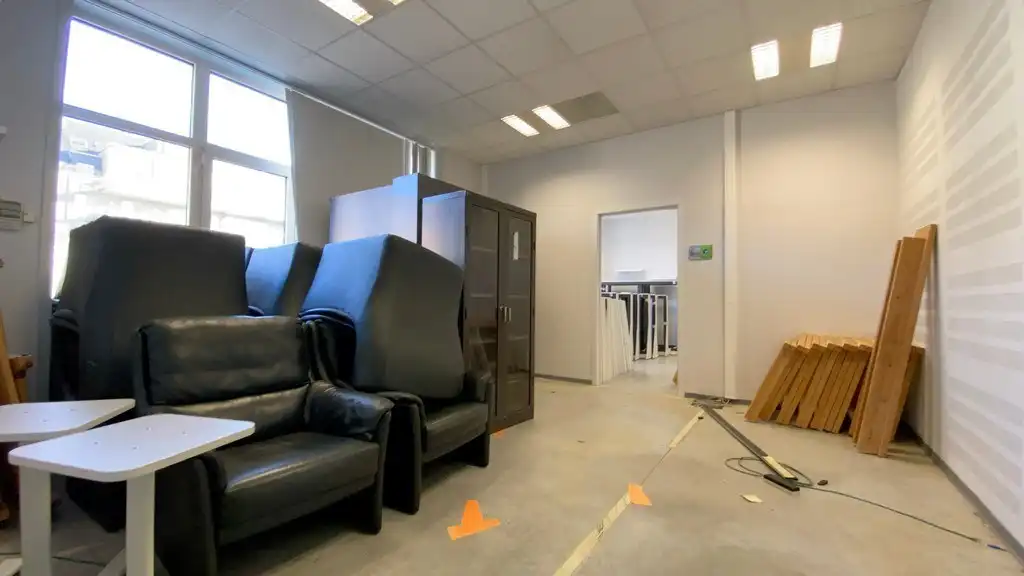 Gerenoveerde kantoorruimte te huur aan Begijnhoflaan in Gent foto 19