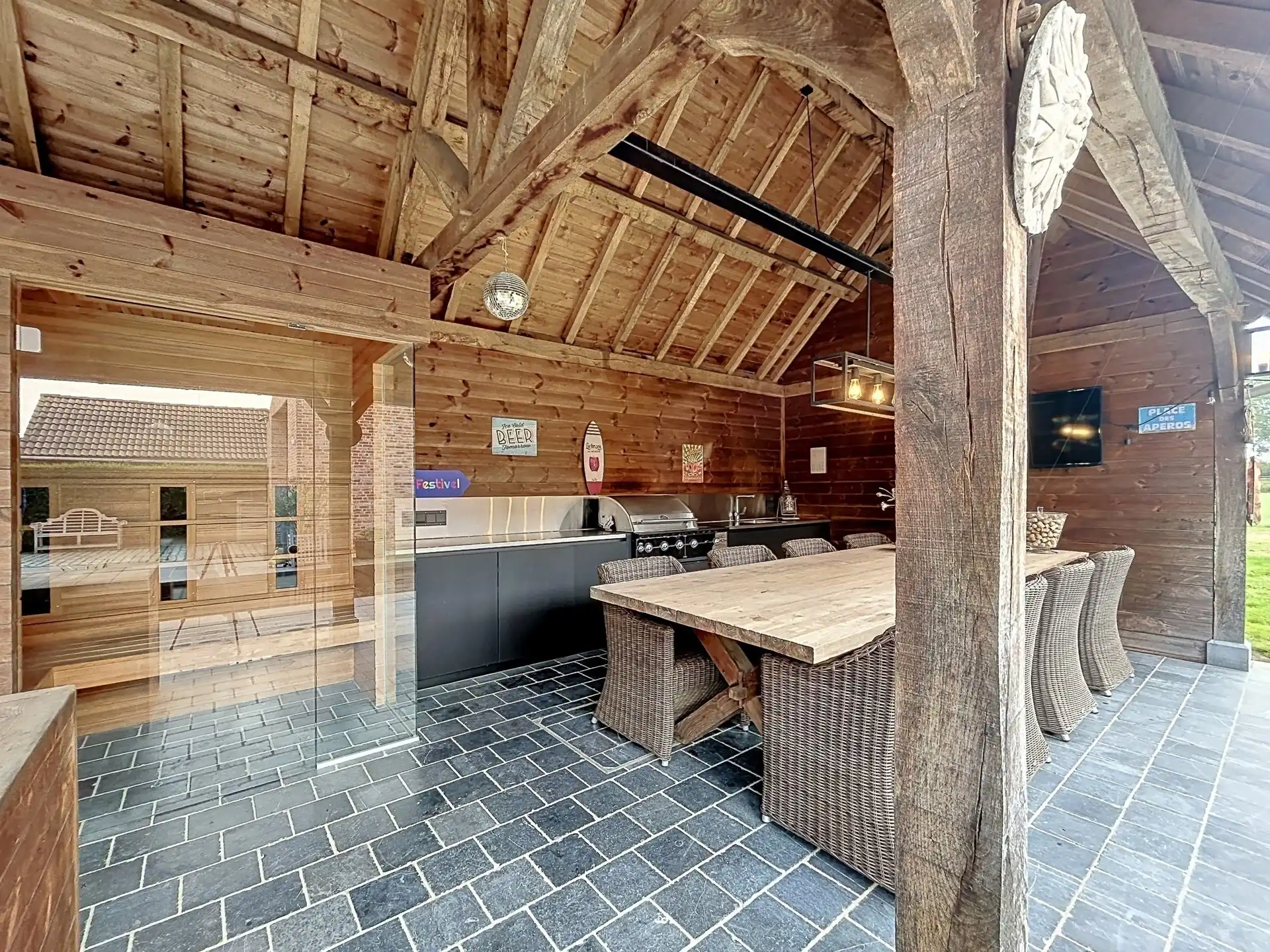 Energiezuinge open bebouwing met 5 slaapkamers, magazijn, zwemvijver en poolhouse op perceel van 1188m² foto 22