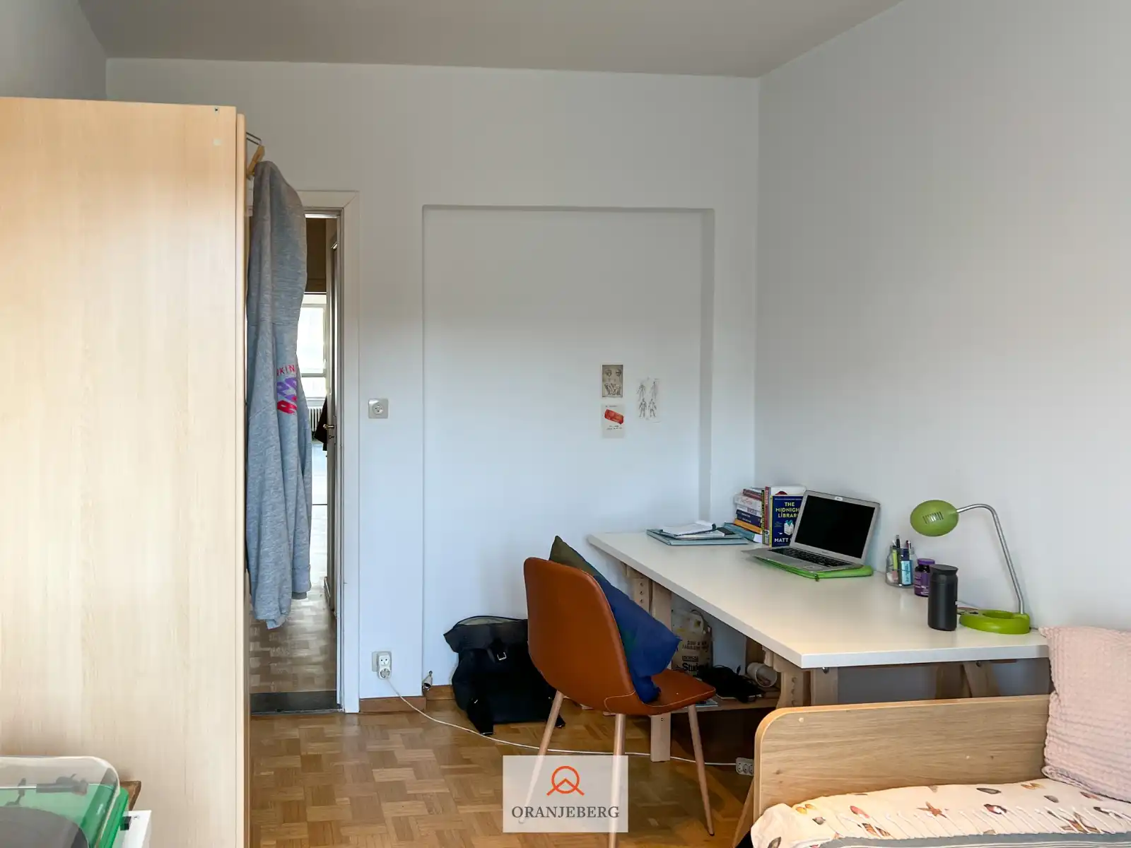 2-slaapkamer appartement vlakbij het Zuidpark! foto 21