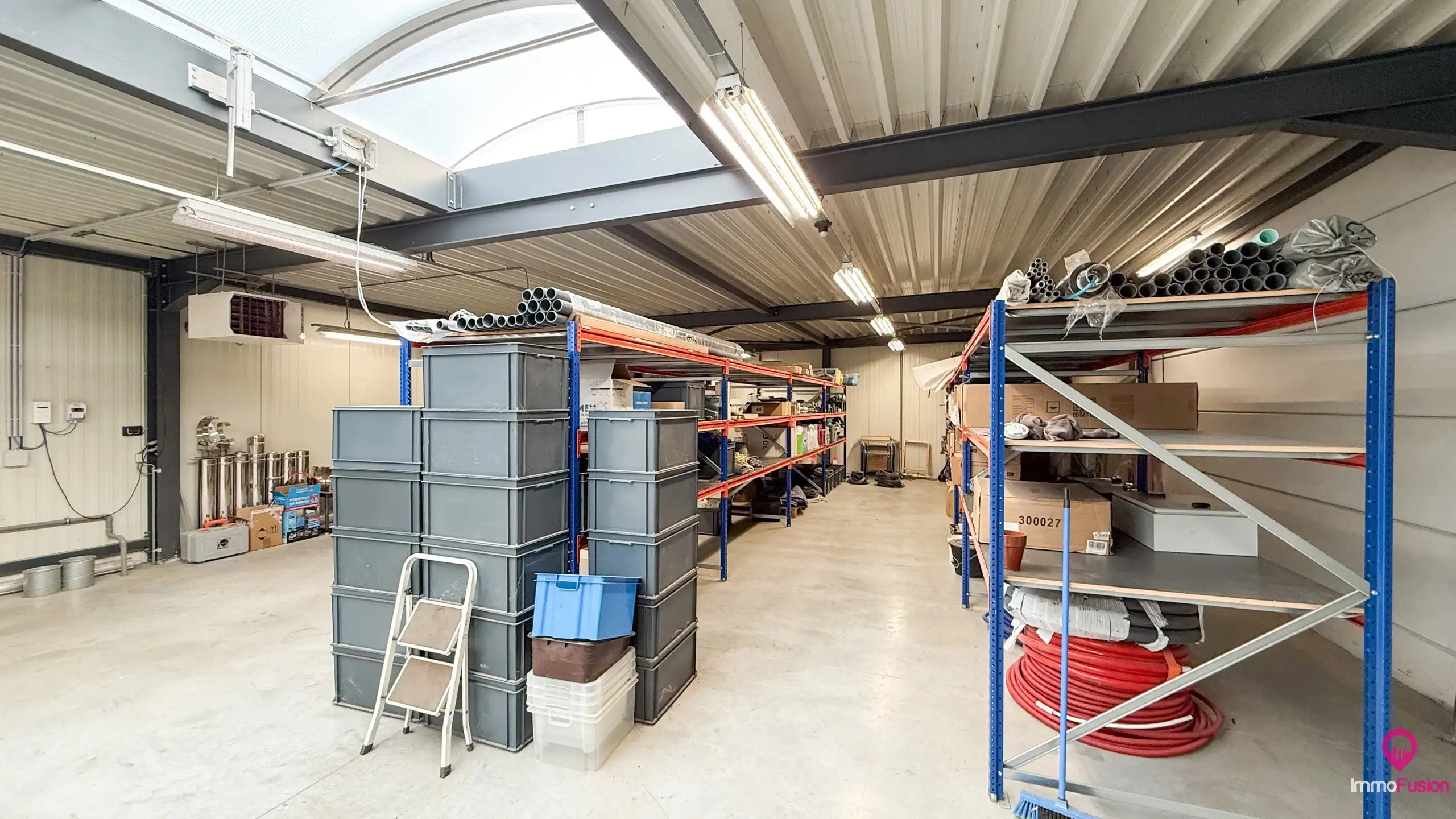 Veelzijdig industrieel pand met woonst en zonnepanelen! foto 32