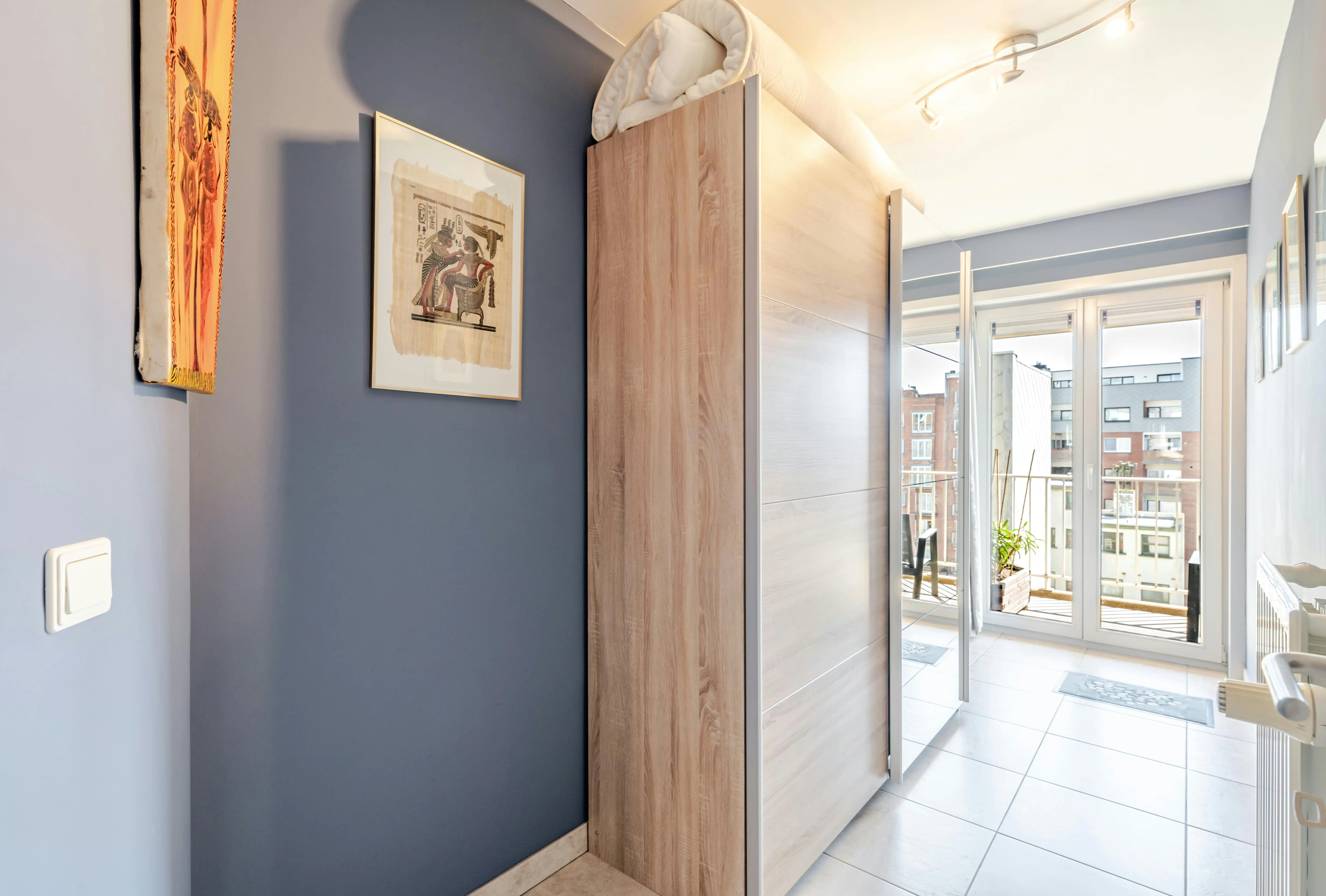 Ruim 2-slaapkamer appartement met zonnig terras te Oostende foto 13