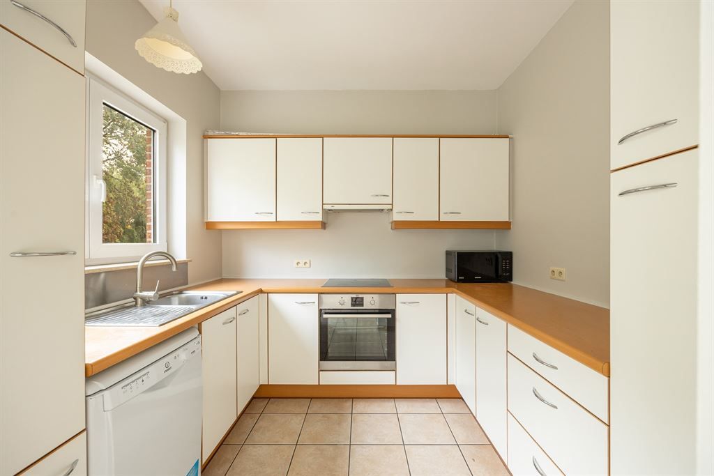 Kwaliteitsvolle HOB in een rustige straat foto 7