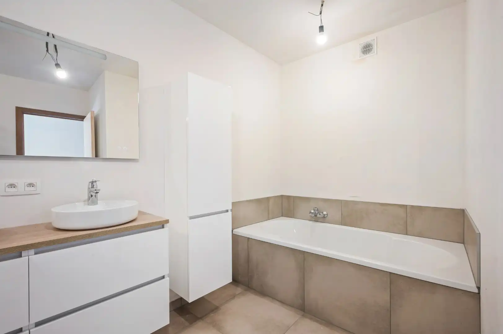 NIEUWBOUWAPPARTEMENT MET EPC A, 2 SLPKS EN ZONGERICHTE TERRAS foto 11