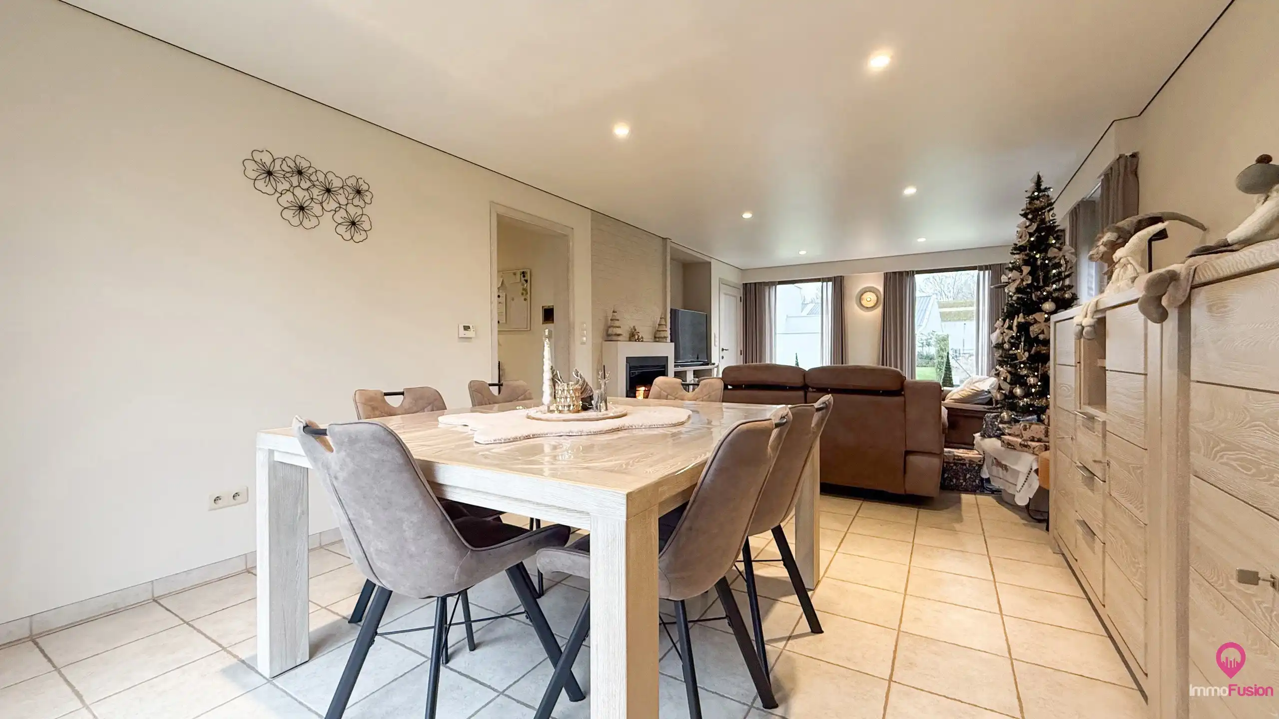 Instapklare woning met 4 slpks, inpandige garage + kelder!  foto 15