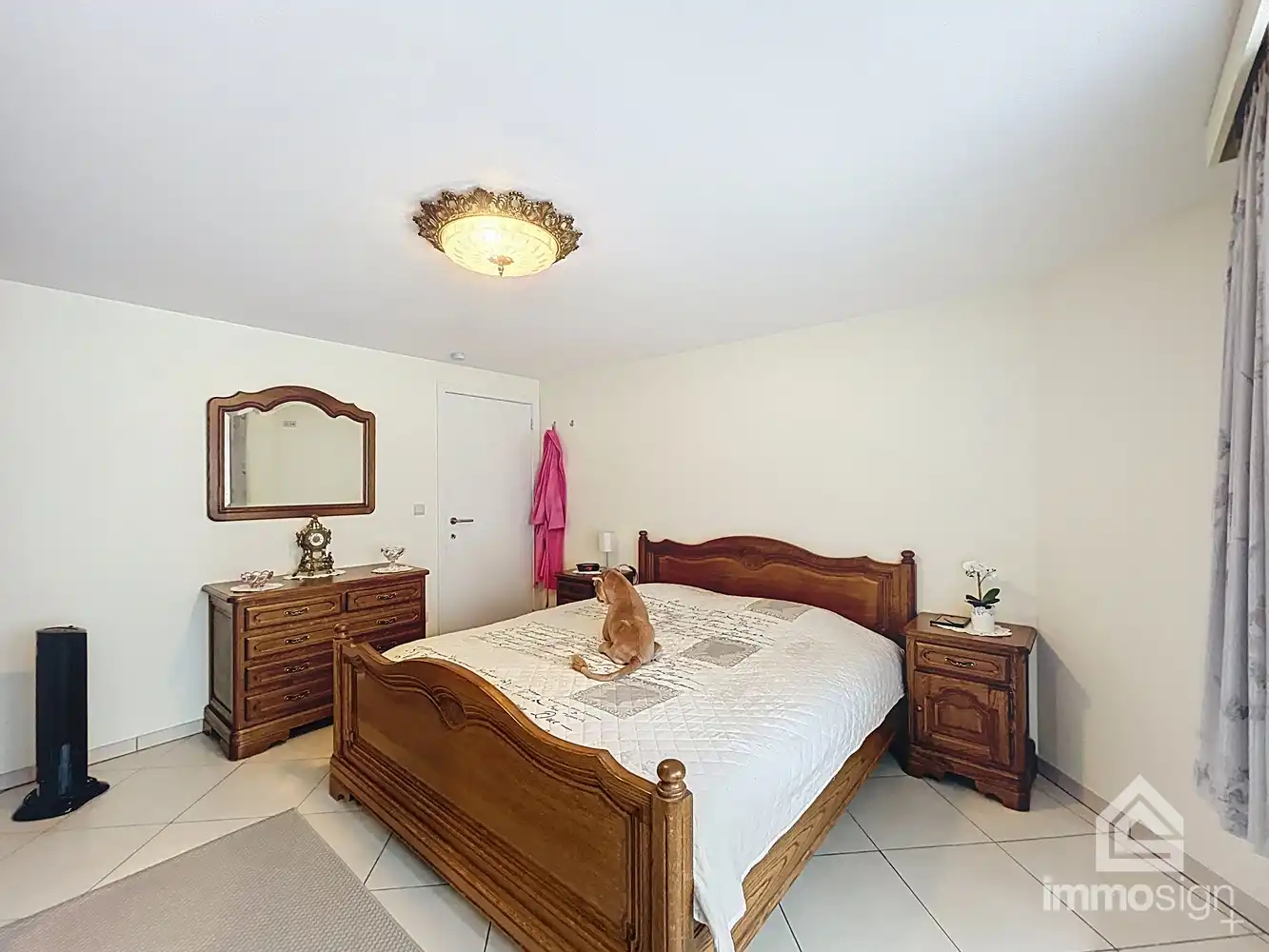 Instapklaar gelijkvloers appartement met buitenruimte, carport en 2 slaapkamer te Peer centrum foto 16