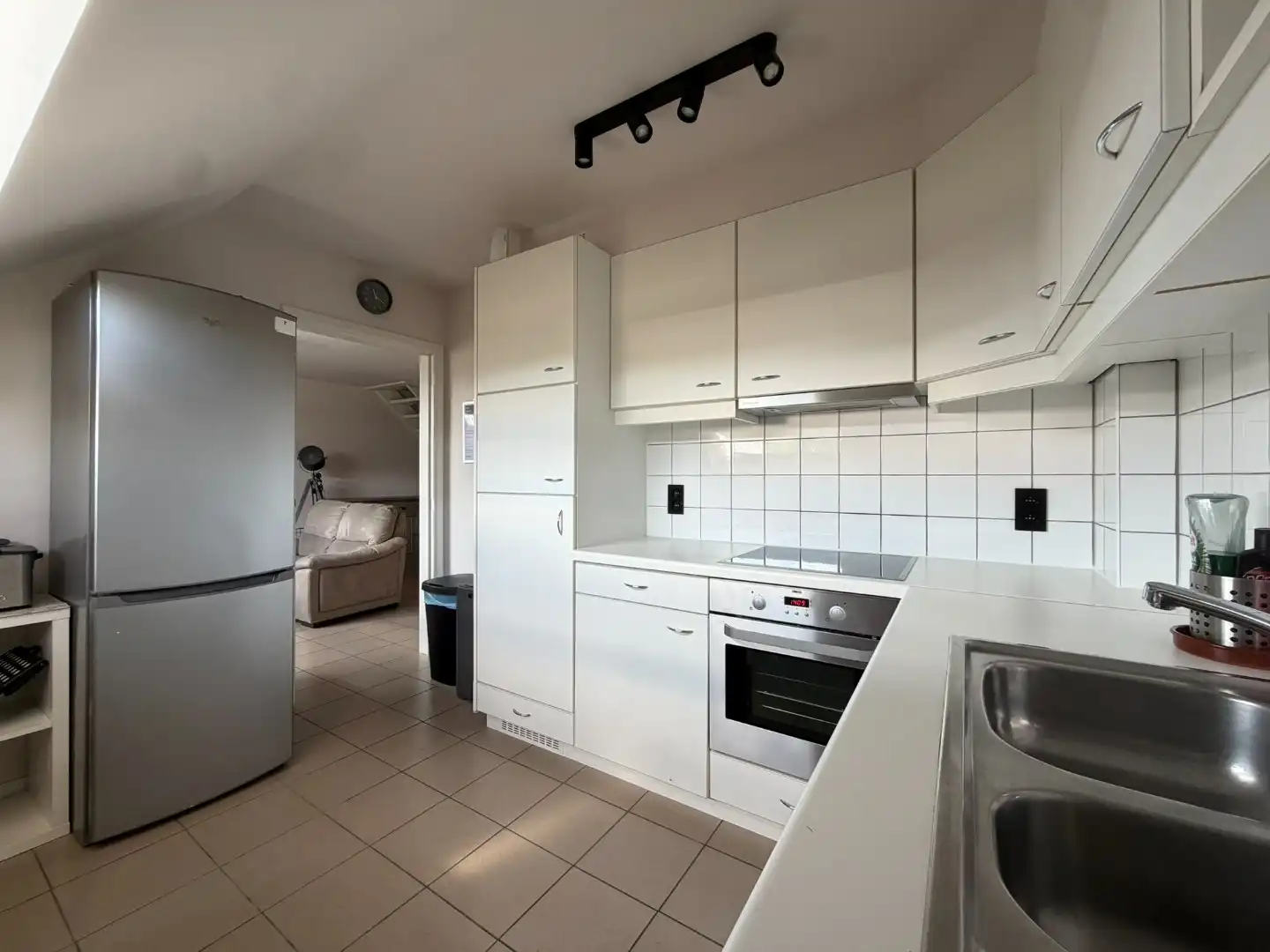 Verzorgd appartement met 2 slaapkamers in kleinschalige residentie vlakbij het centrum van Munsterbilzen foto 3