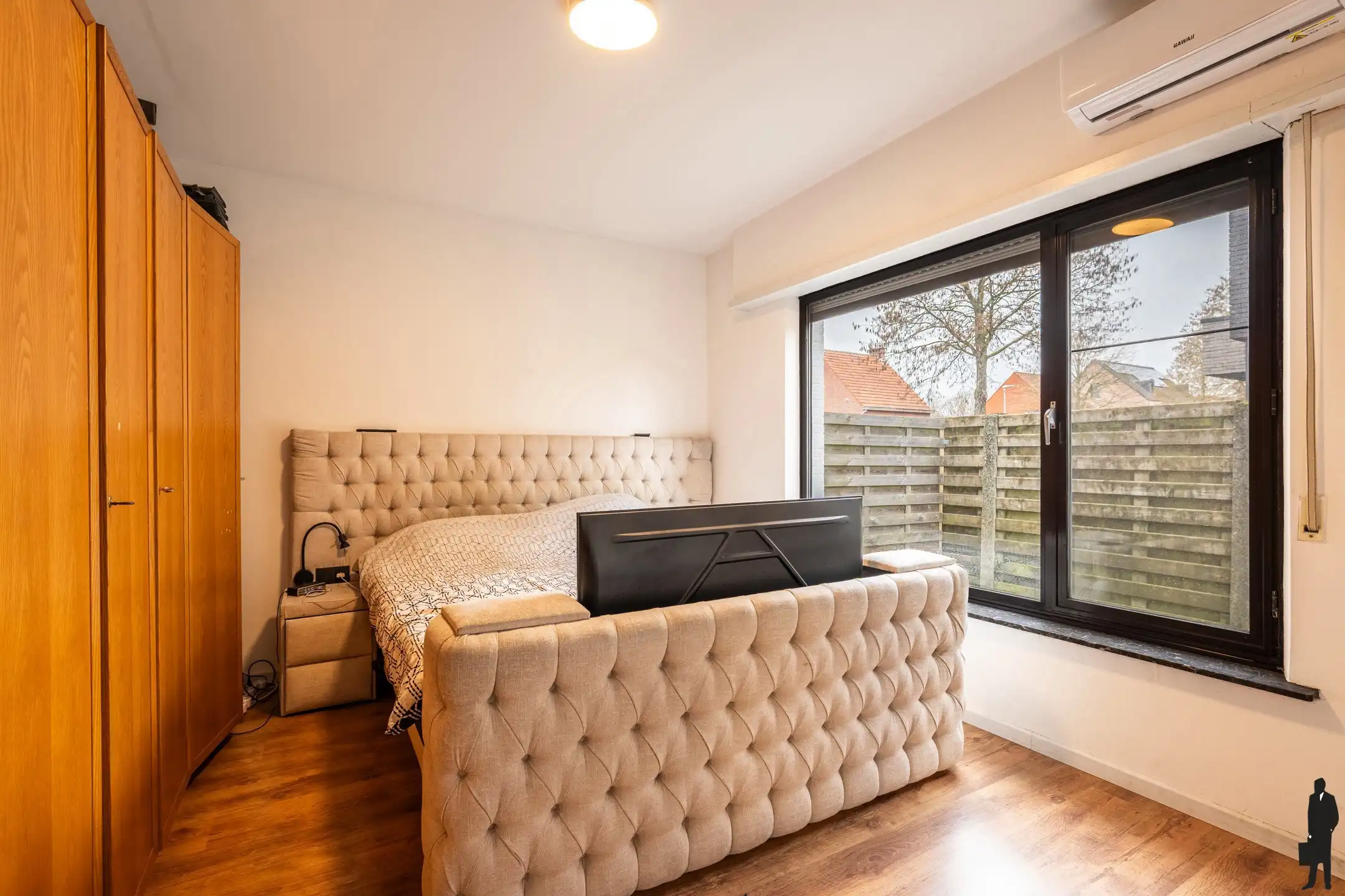Laagbouwwoning met kelder op hoekperceel van 834m² foto 9