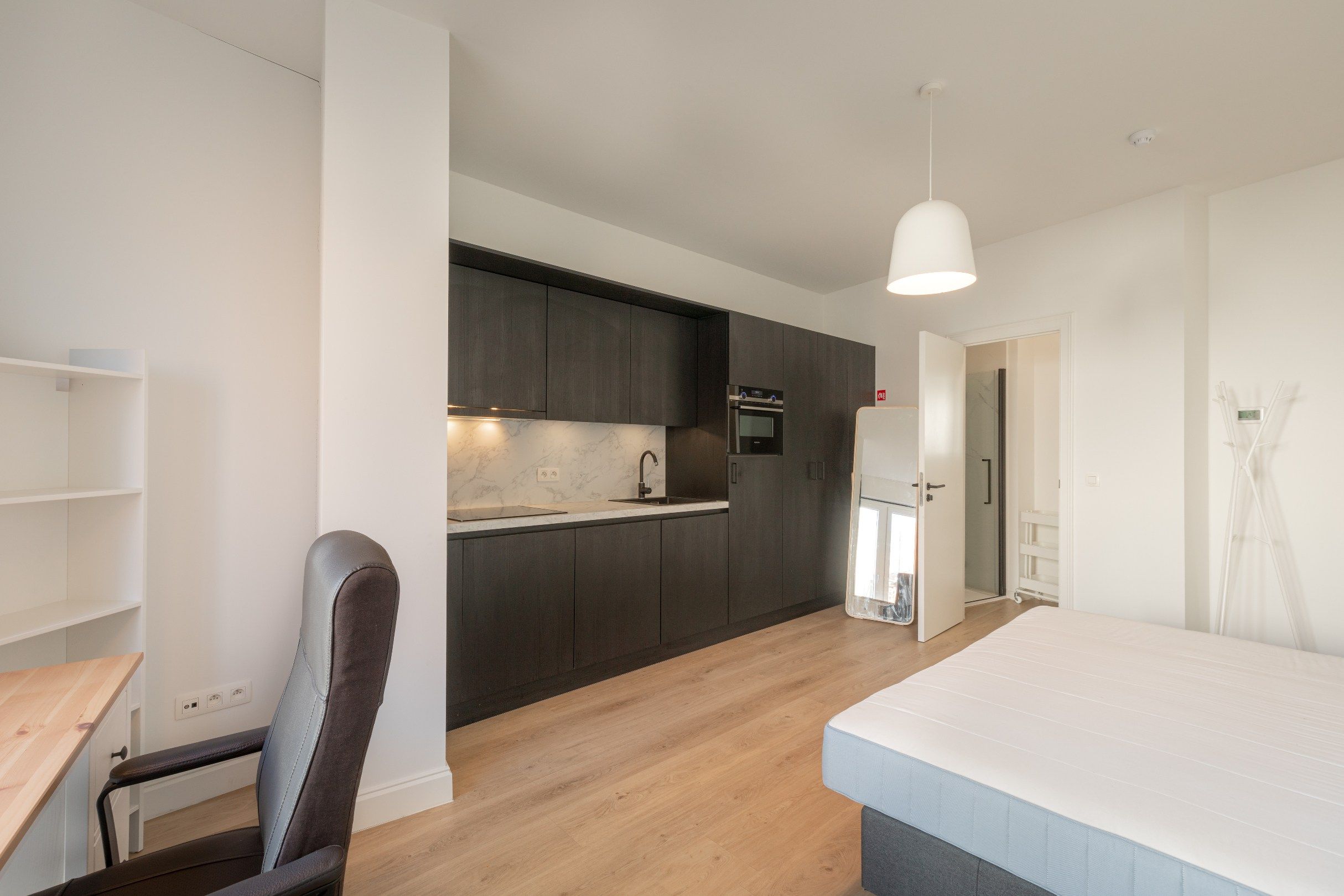 Moderne studio te centrum Leuven!  foto 4