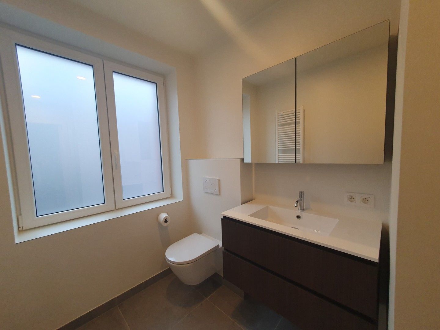 Instapklaar appartement met modern dakterras op de 1ste verdieping foto 11