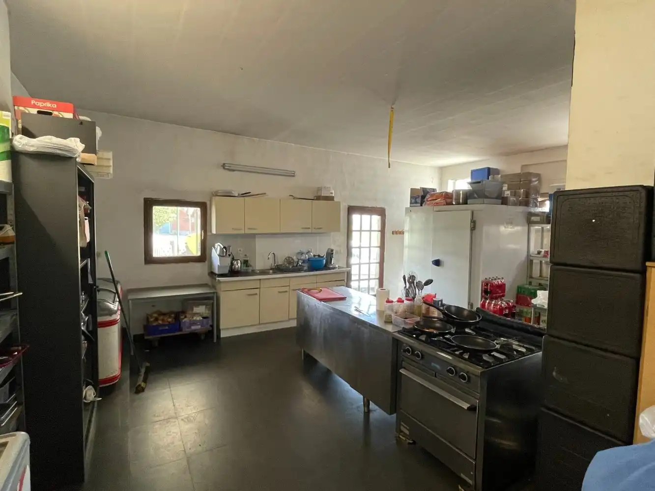 Handelspand met ruim duplexappartement op zichtbare locatie in Herent foto 4