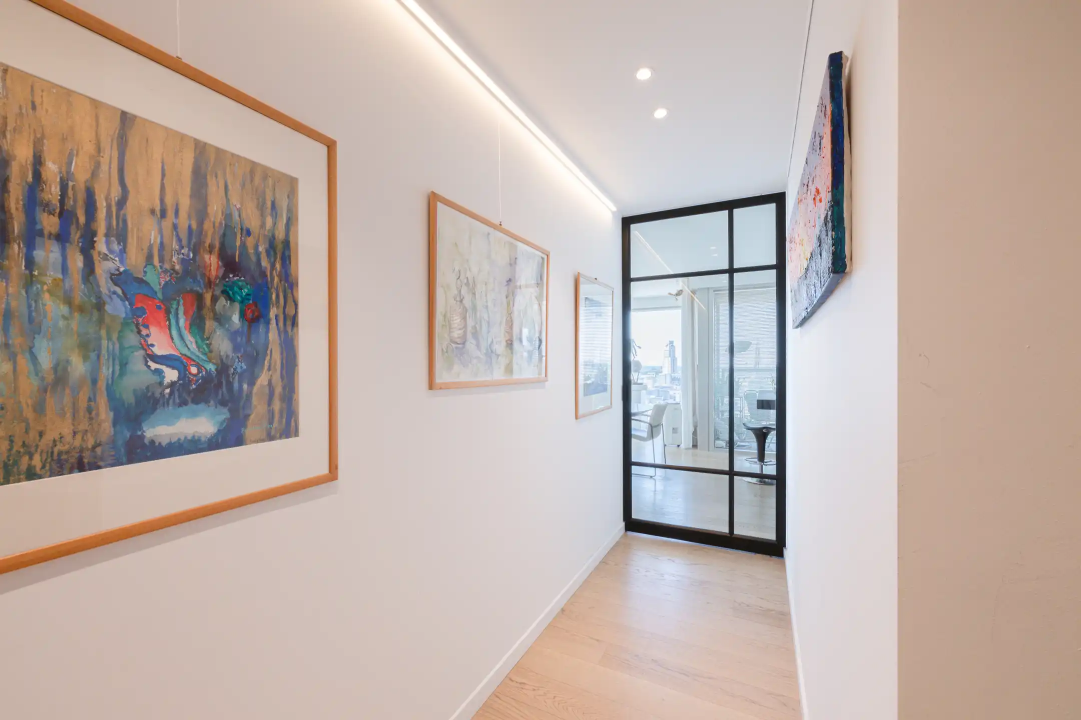ANTWERPEN CENTRUM - Hoekappartement met panoramisch zicht foto 2