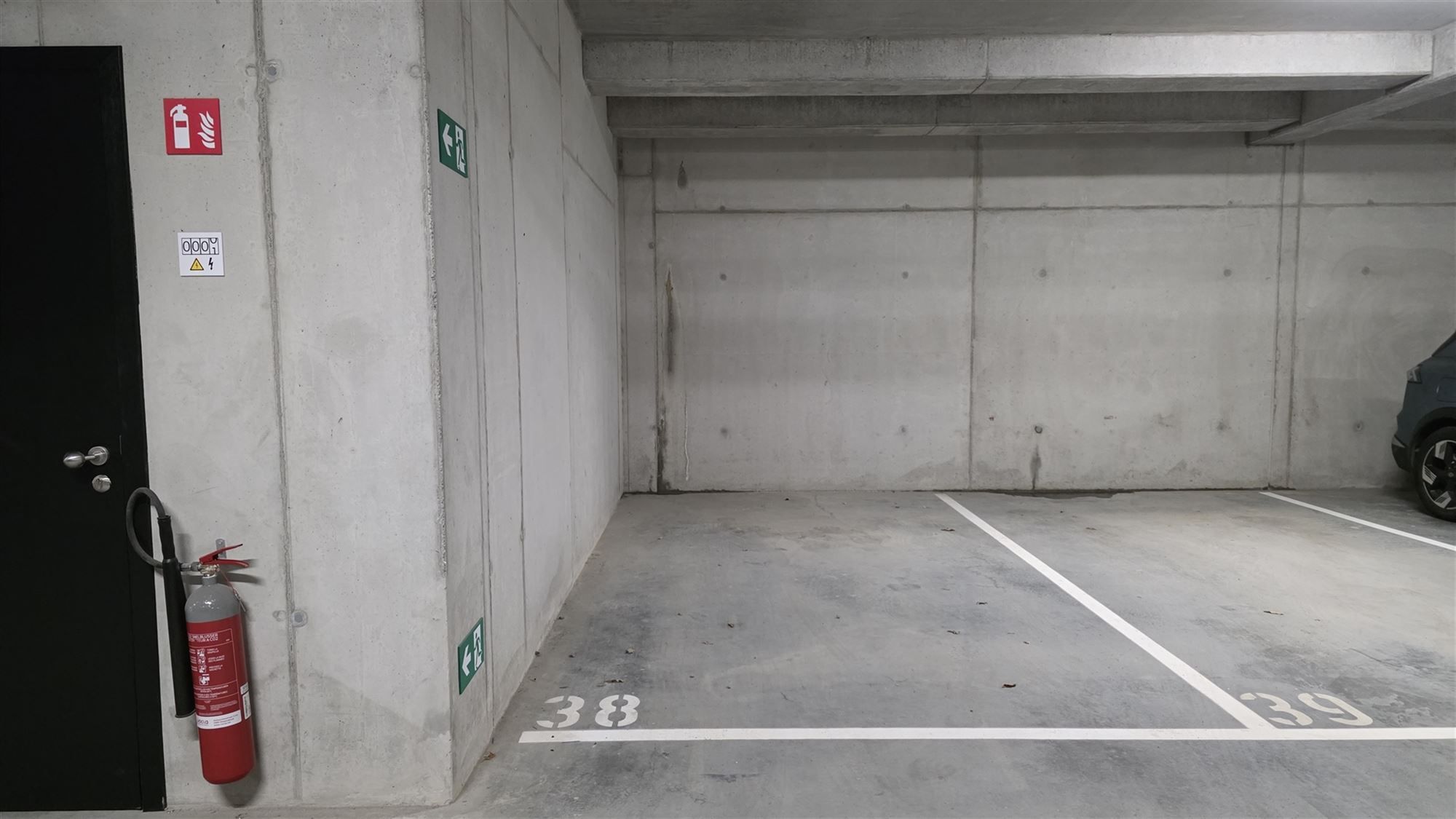 NIEUWBOUWAPPARTEMENT MET TERRAS & PARKING foto 17