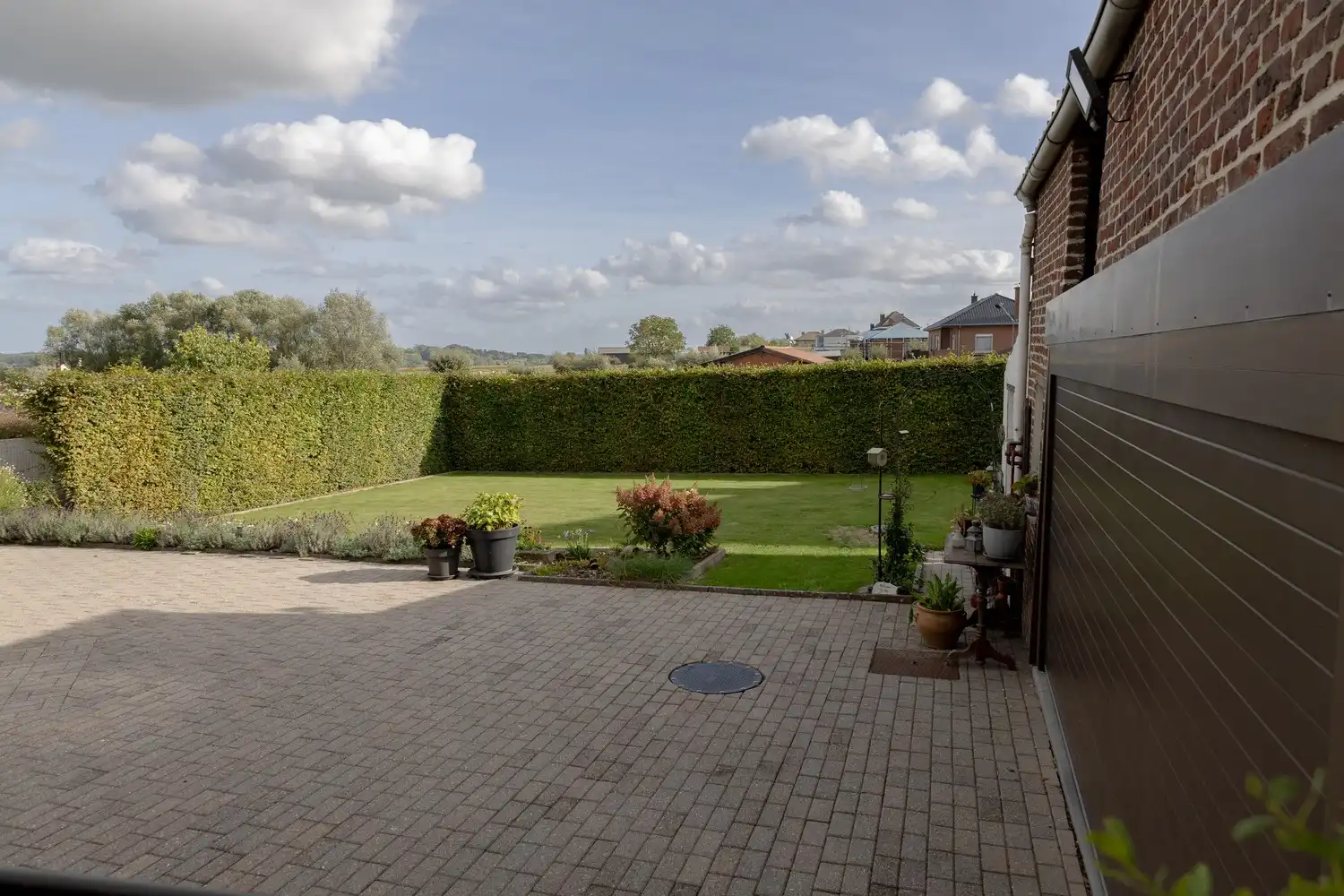 Instapklare woning met tuin in landelijk kader foto 4