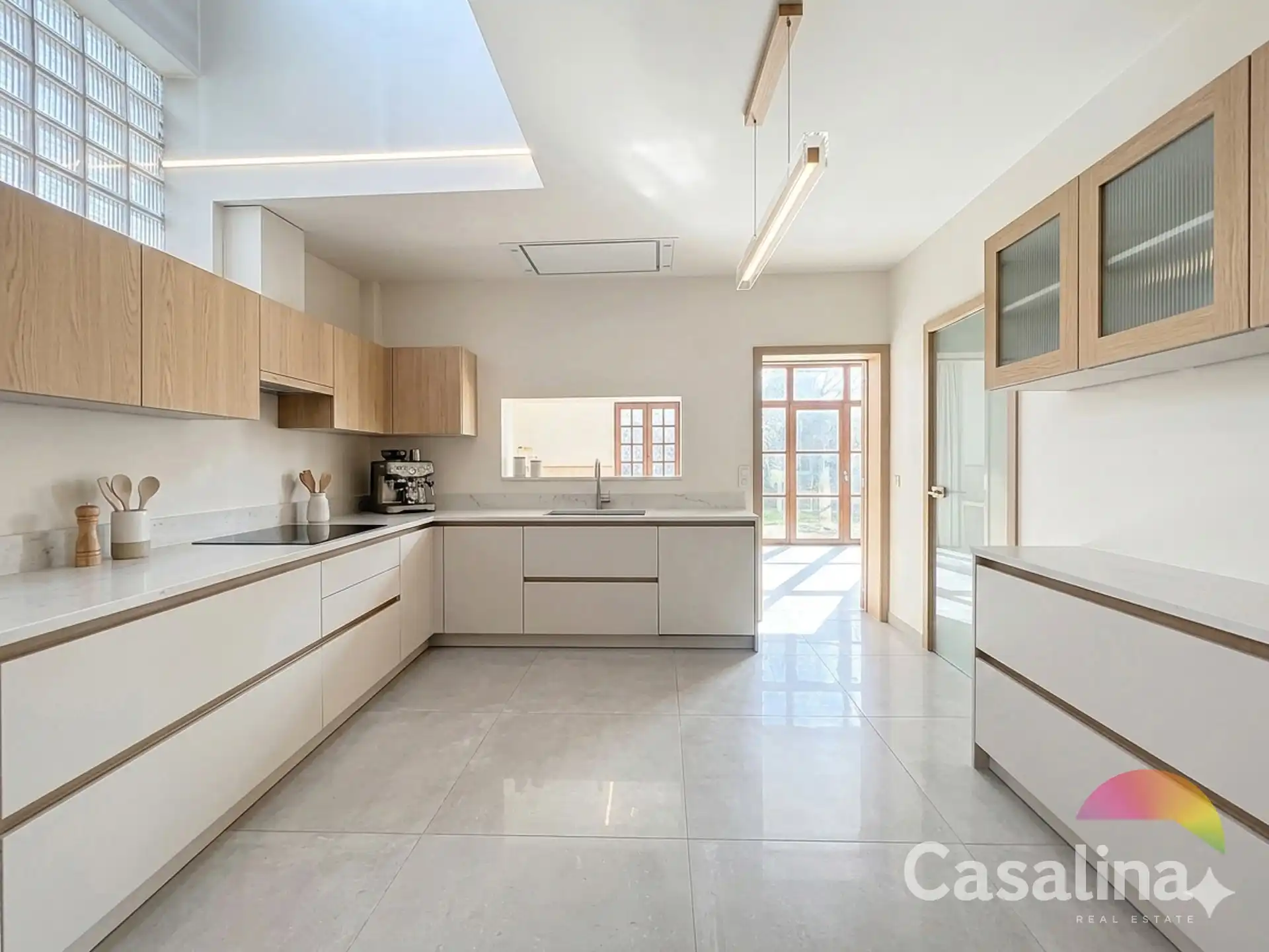 Te renoveren woning met 3 slaapkamers foto 9