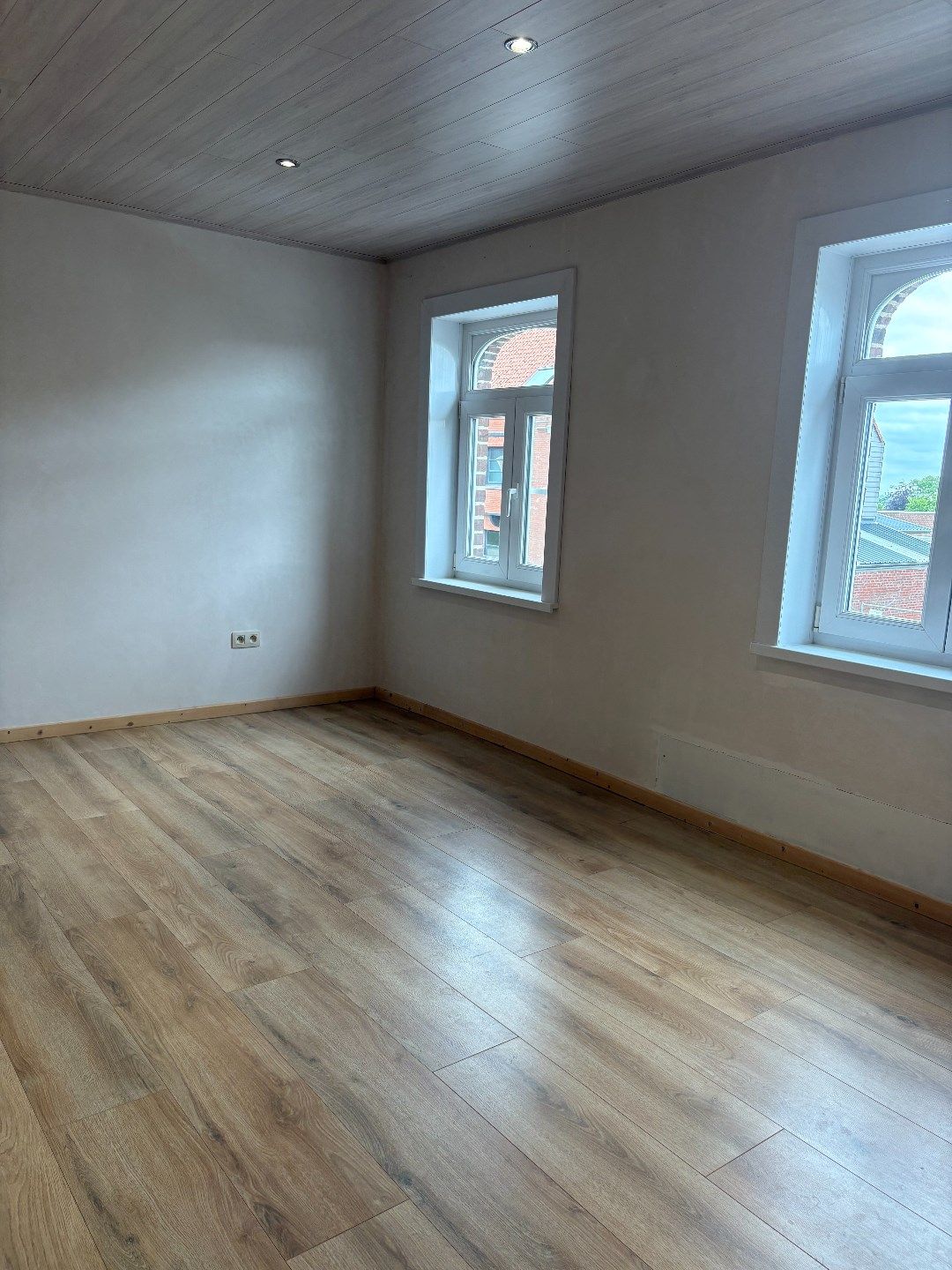 WONING MET 3 SLAAPKAMERS, TUIN EN GARAGE IN GELUVELD foto 8