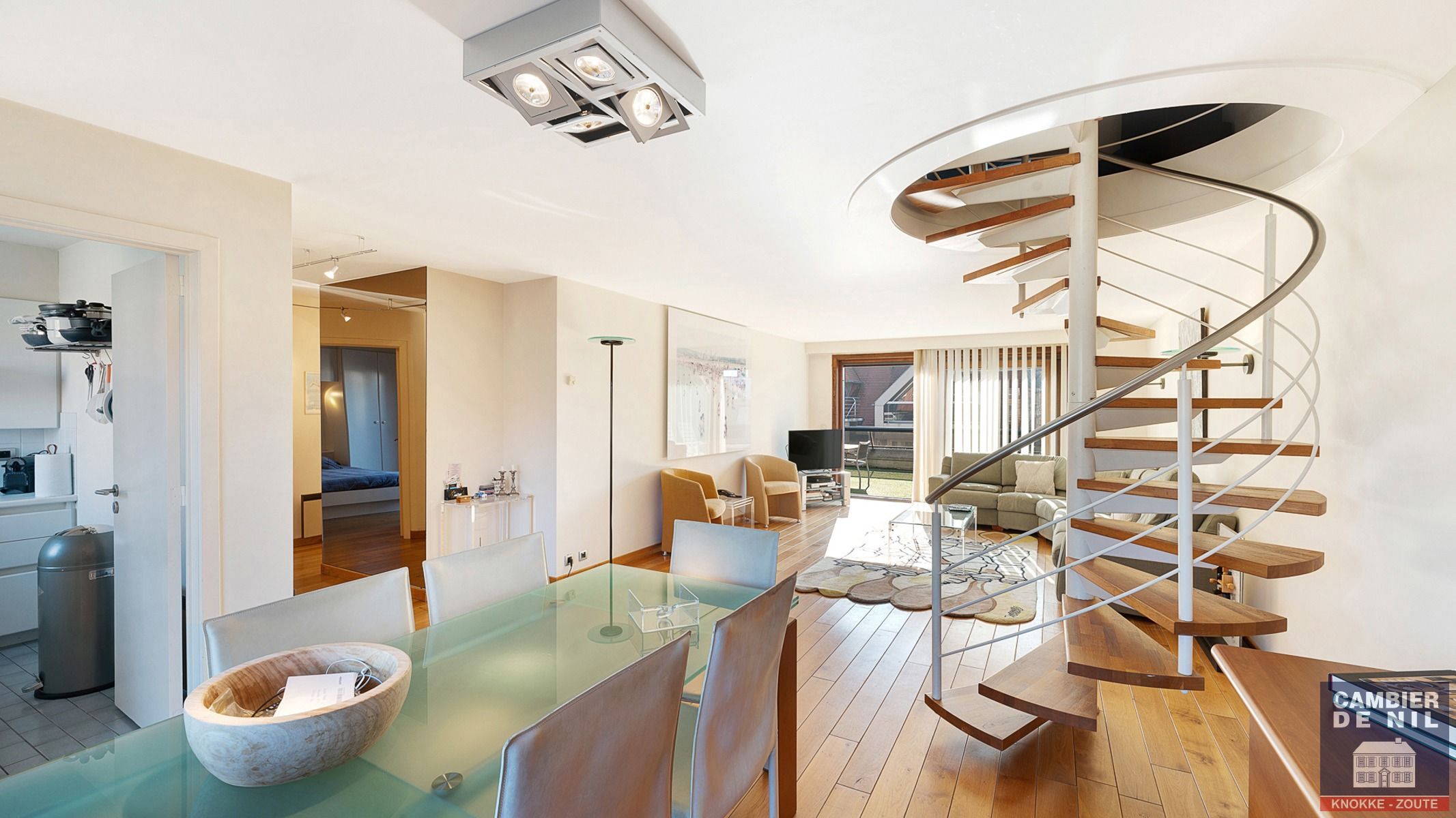 Schitterend duplexappartement met enorme zonneterrassen foto 5