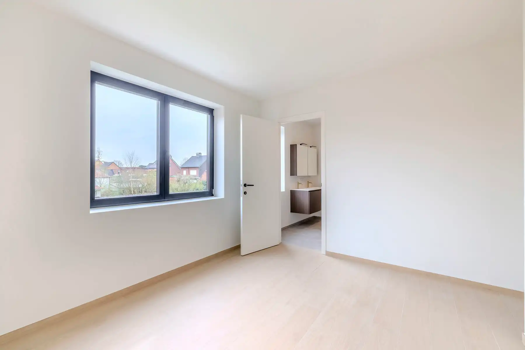 Afgewerkte HOB met 3 slpk, 2 bdk, garage, e-peil <10 en tuin foto 17