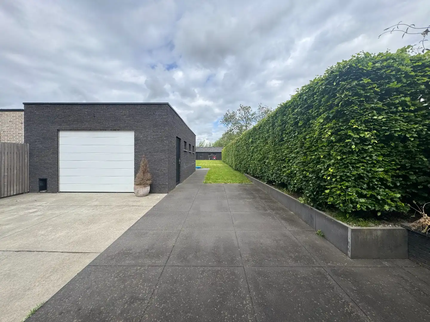 TE HUUR - Gerenoveerde halfopen bebouwing  foto 25