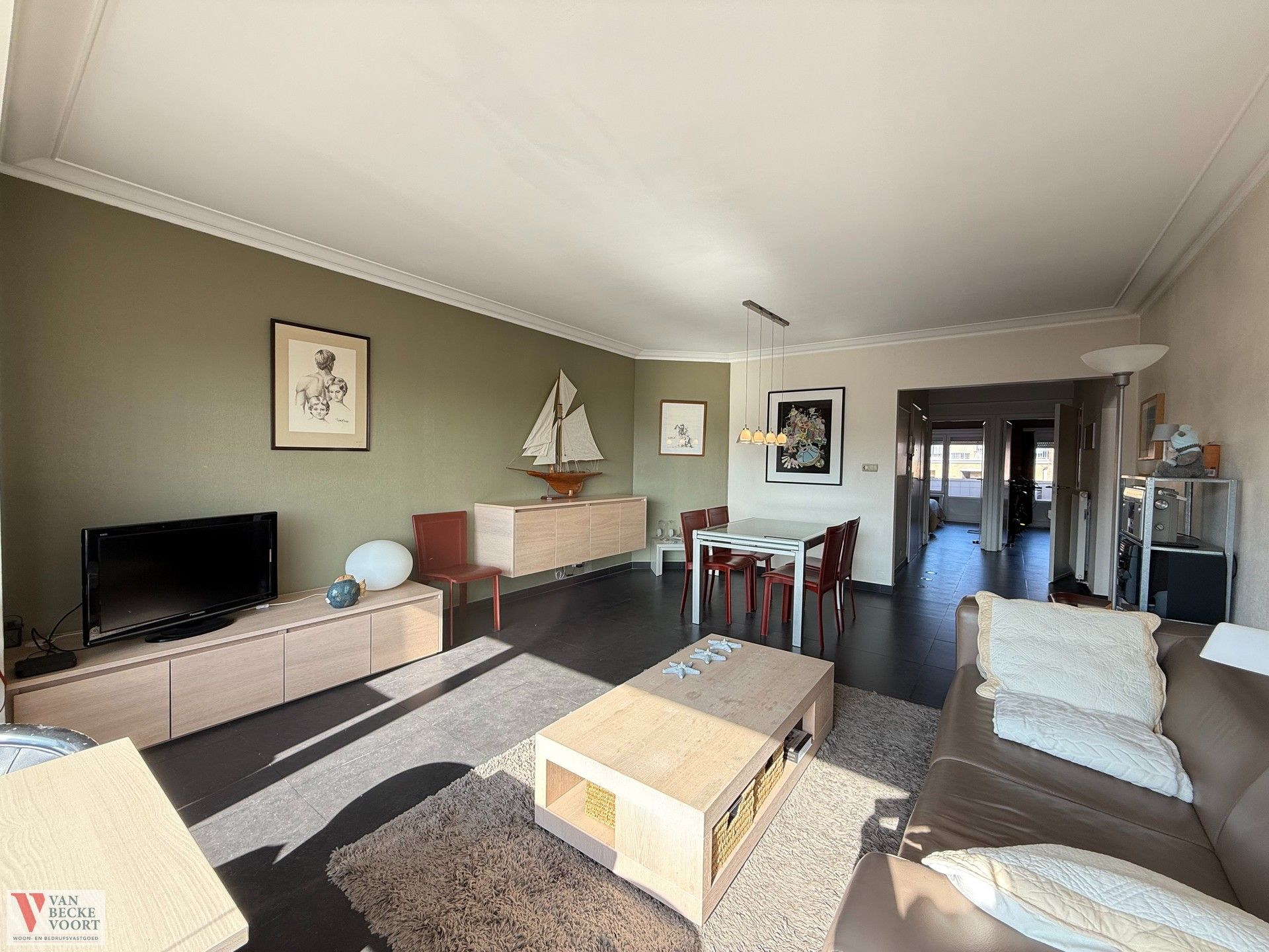 Gerenoveerd appartement met zicht op Petit-Paris foto 15