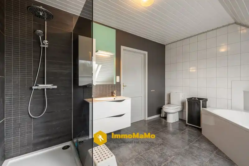 RUIME HALFOPEN BEBOUWING MET 4 SLAAPKAMERS TE KOOP IN LOKEREN foto 17