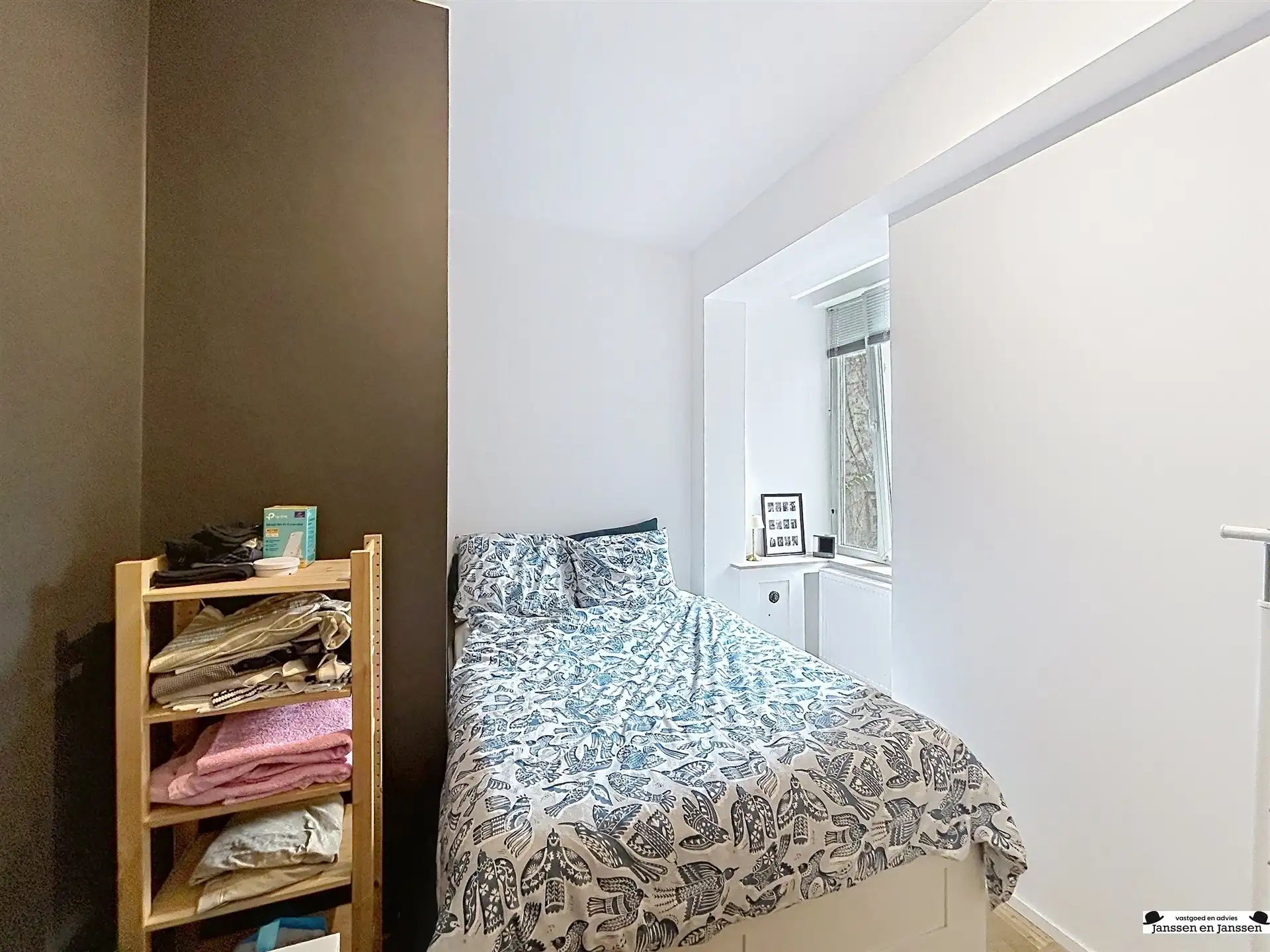 Bemeubeld 2 slaapkamer appartement op top locatie foto 8