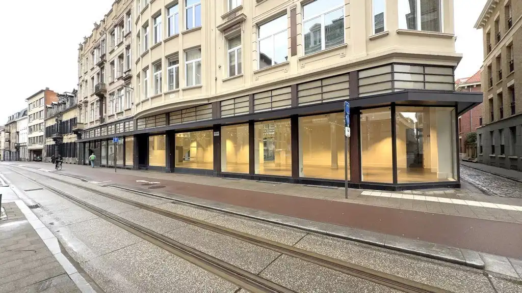 Prachtig winkelpand te huur in hartje Antwerpen foto 18