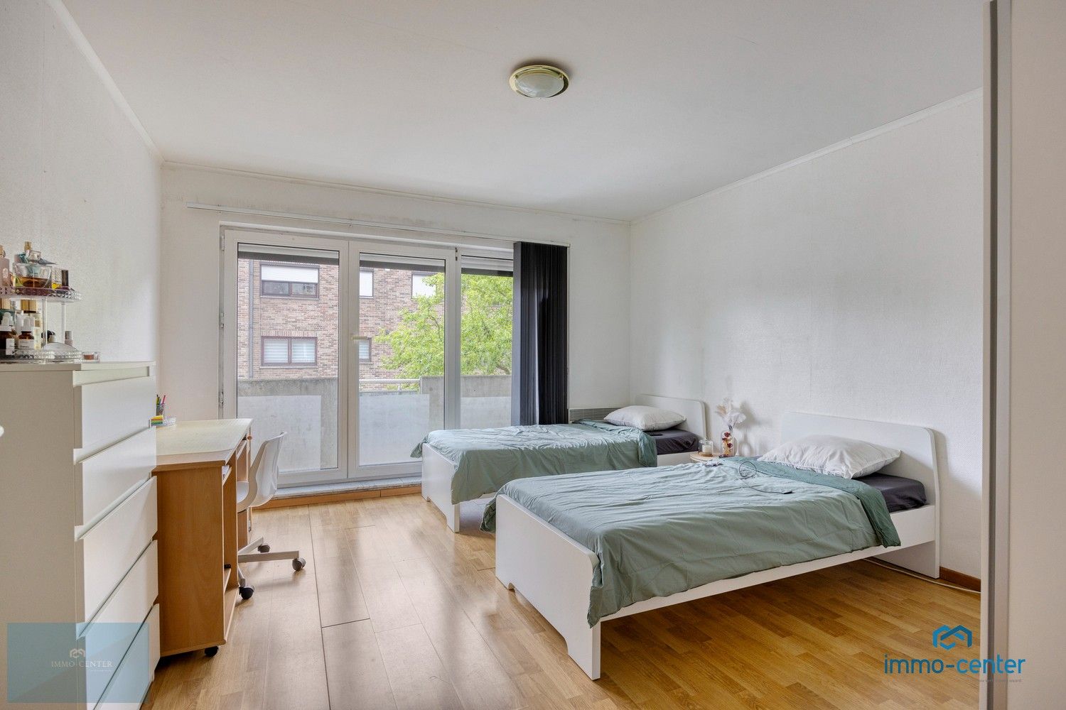 Lichtrijk en Instapklaar Appartement (150 m²) met 3 Slaapkamers en 2 Ondergrondse Parkeerplaatsen in Genk foto 18