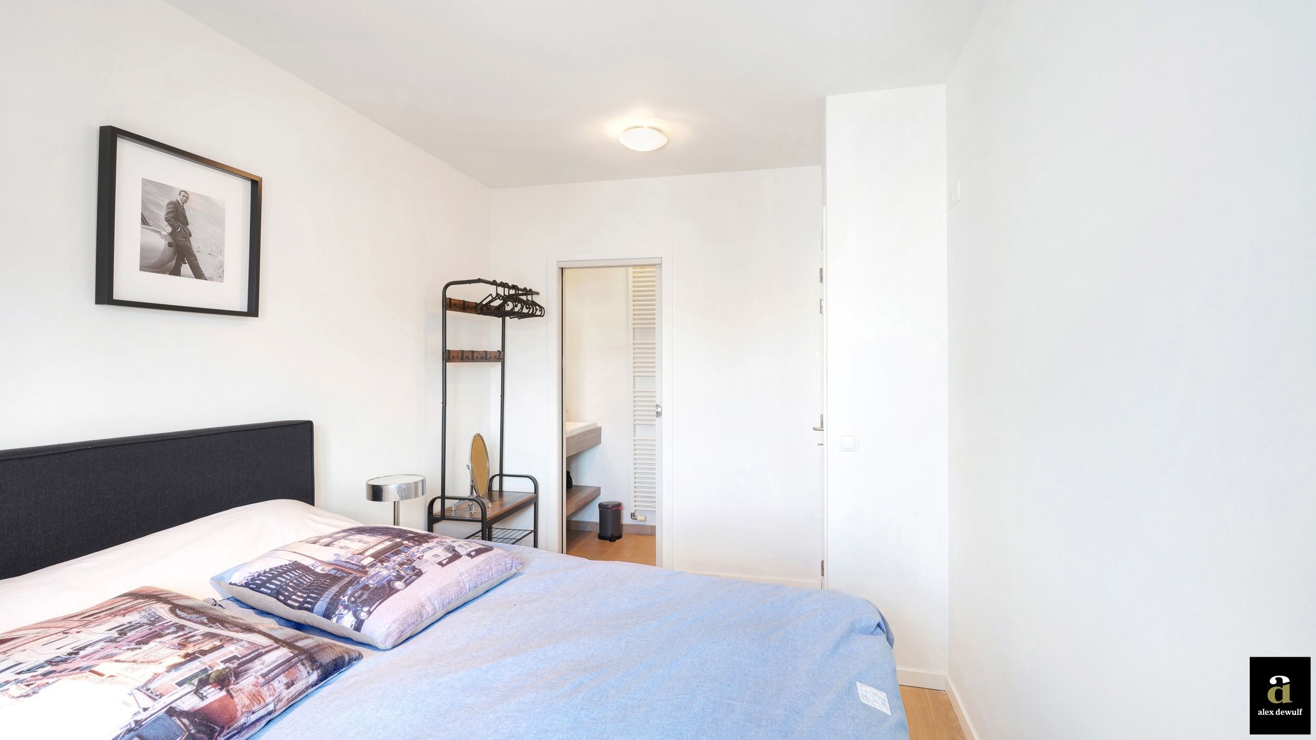 Centraal gelegen appartement in zeer goede staat [Lippenslaan]. foto 18