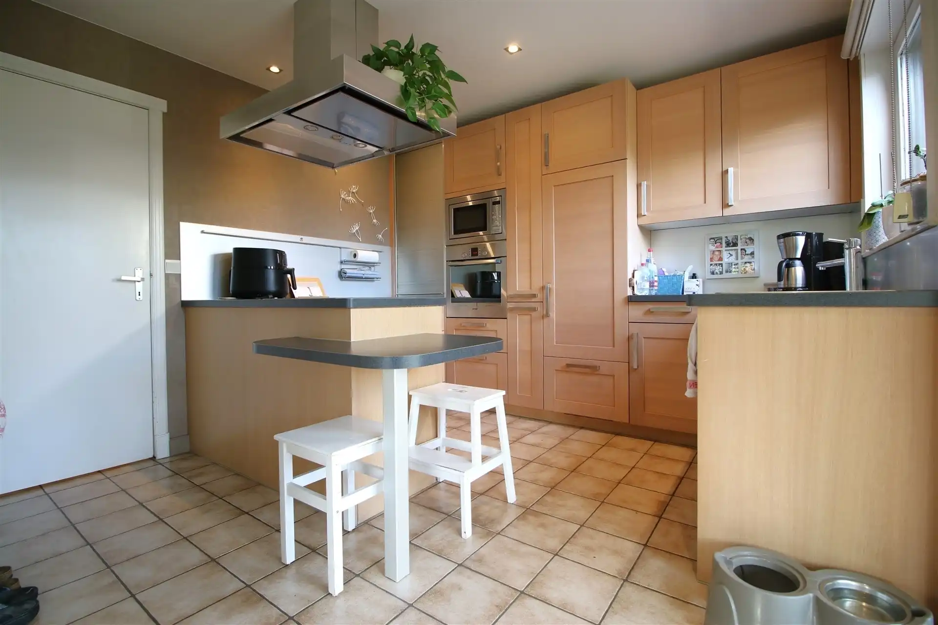 Vernieuwde woning in rustige omgeving foto 6