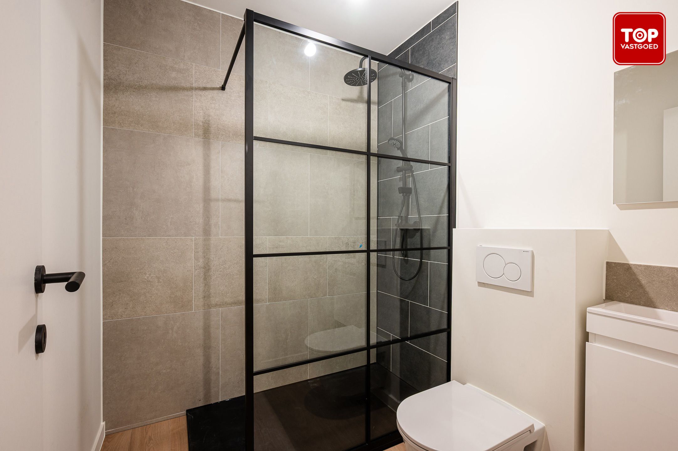 Top gerenoveerde gezinswoning in Mariakerke foto 28