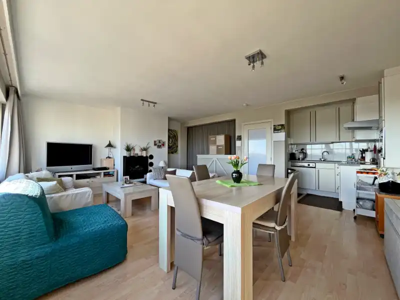 STUDIO MET SLAAPHOEK EN EEN DYNAMISCH UITZICHT foto 7