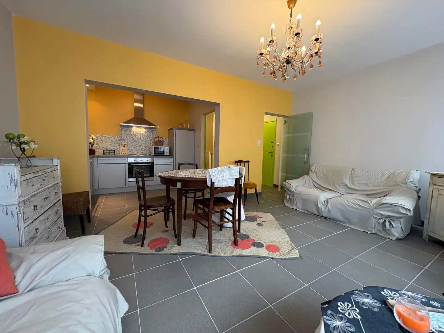 Gelijkvloers appartement met tuintje op toplocatie nabij zee foto {{pictureIndex}}