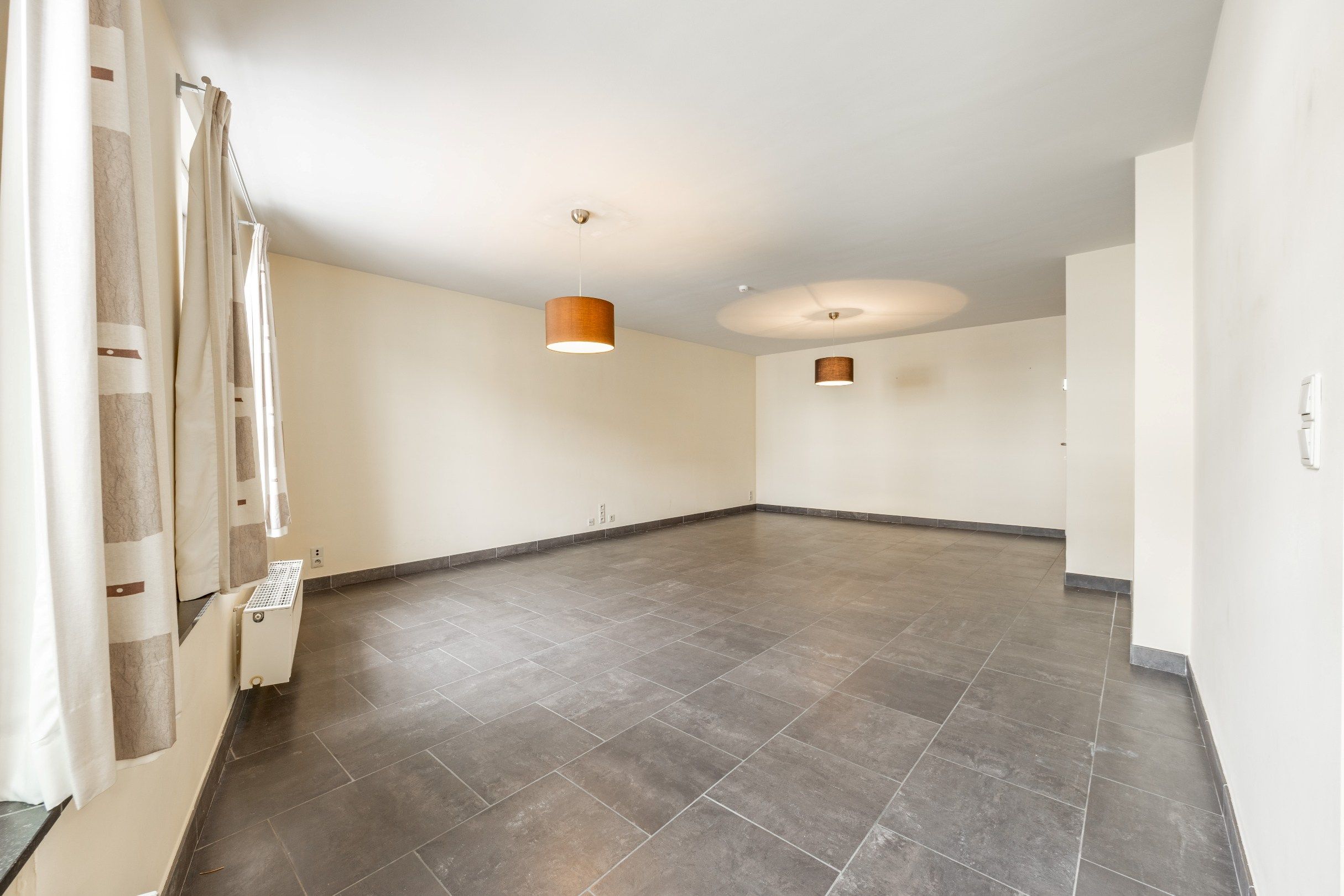 INSTAPKLAAR APPARTEMENT MET ZONNIG TERRAS foto 5