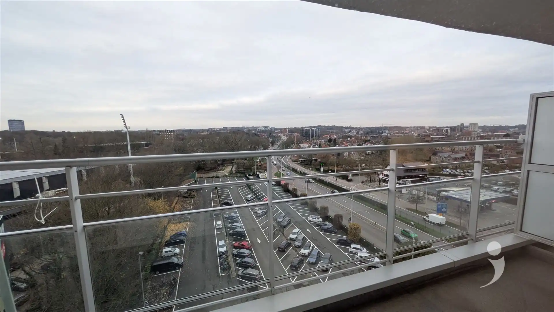 2 slaapkamer appartement met prachtig vergezicht foto 5