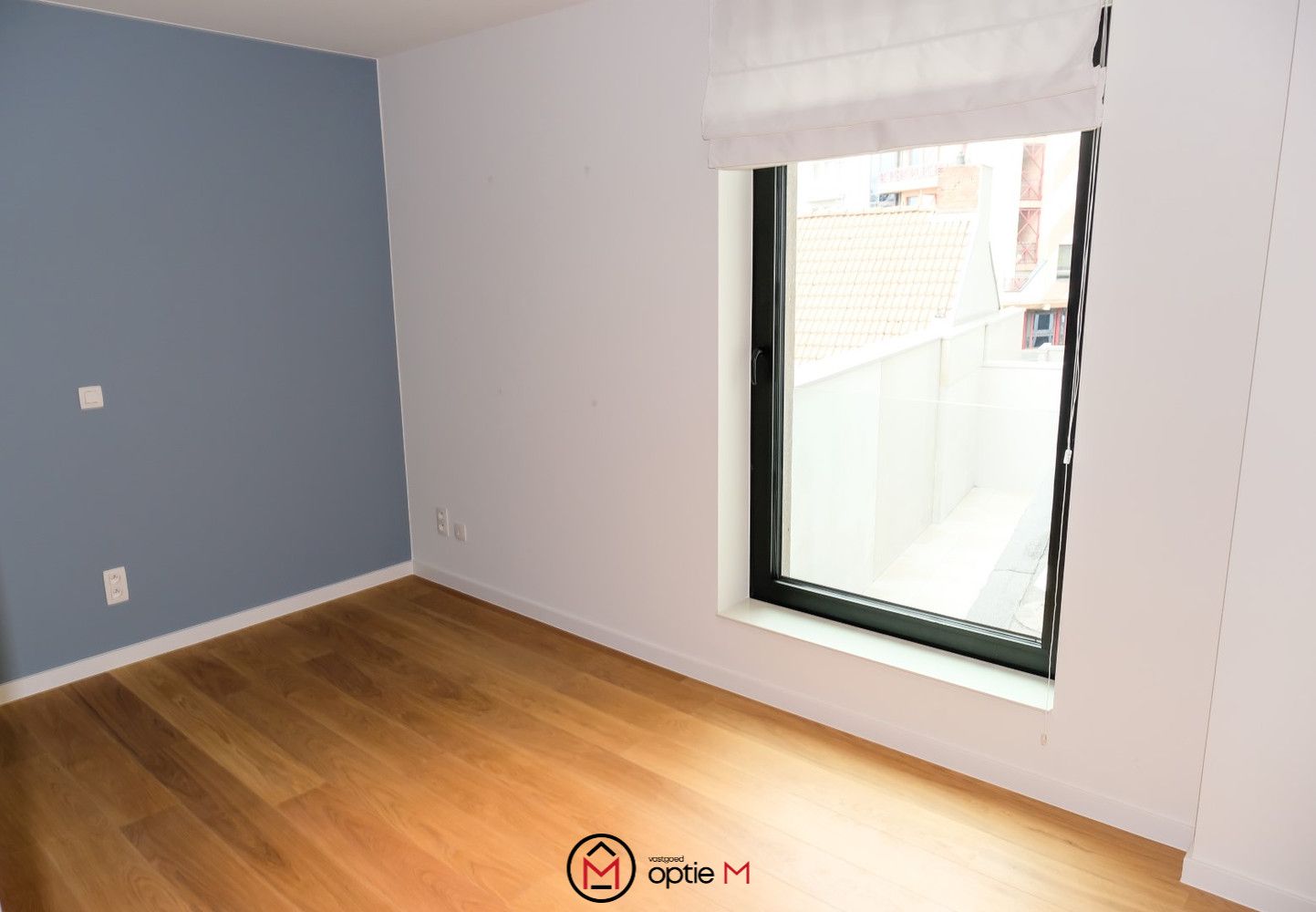 APPARTEMENT TE HUUR IN HASSELT – Ruim, licht en centraal gelegen foto 13