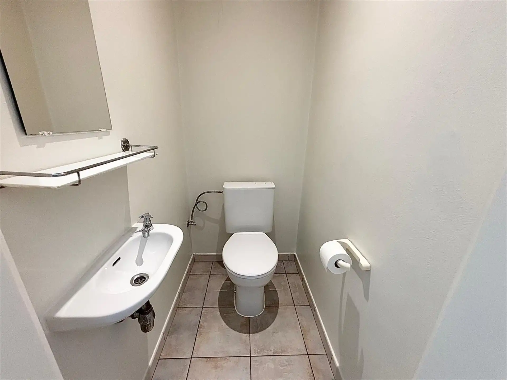 Gelijkvloers appartement met twee slaapkamers en garage te Herzele foto 12