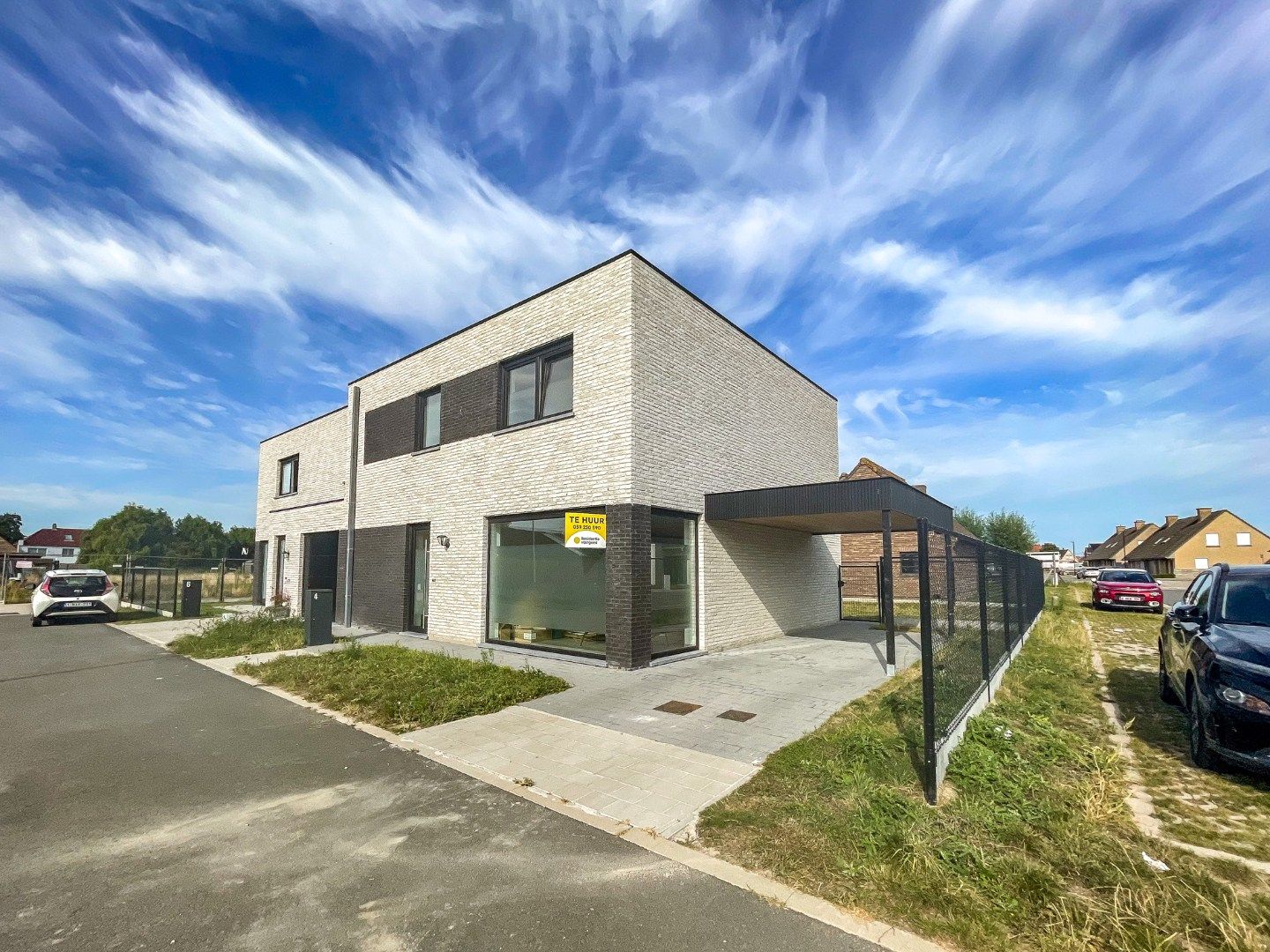 Ruime energiezuinige nieuwbouwwoning (type halfopen) (2024) met carport op 247m² gelegen te Houthulst. foto 26