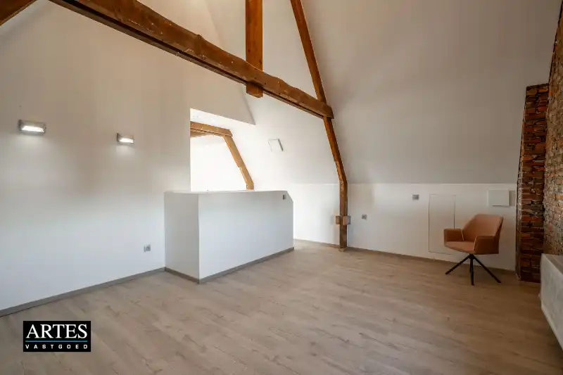 Charmante woning met 3 slaapkamers foto 33