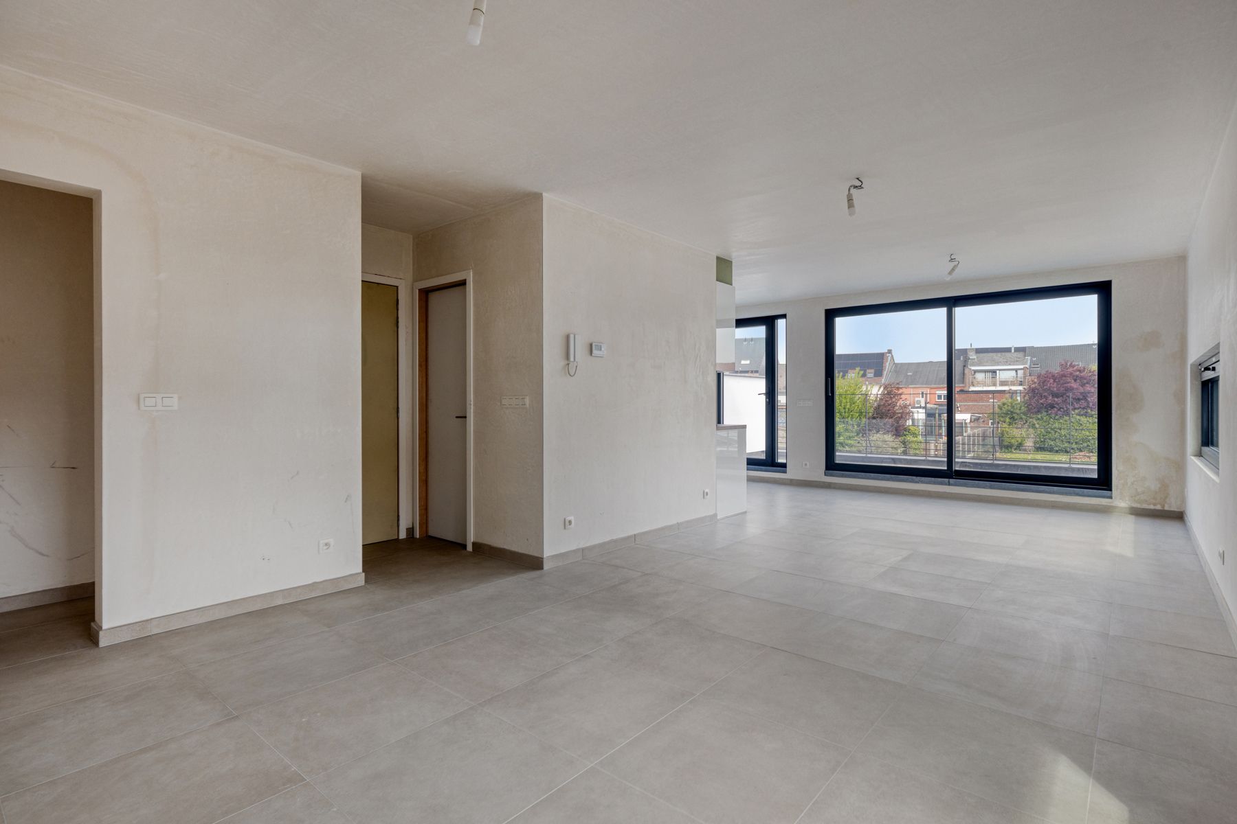 Nieuwbouw duplex appartement met ruim terras in het centrum foto 5