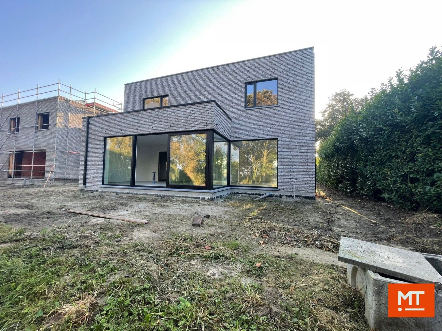 Nieuwbouwvilla op 1.101 m² te koop in Zonnebeke foto 2