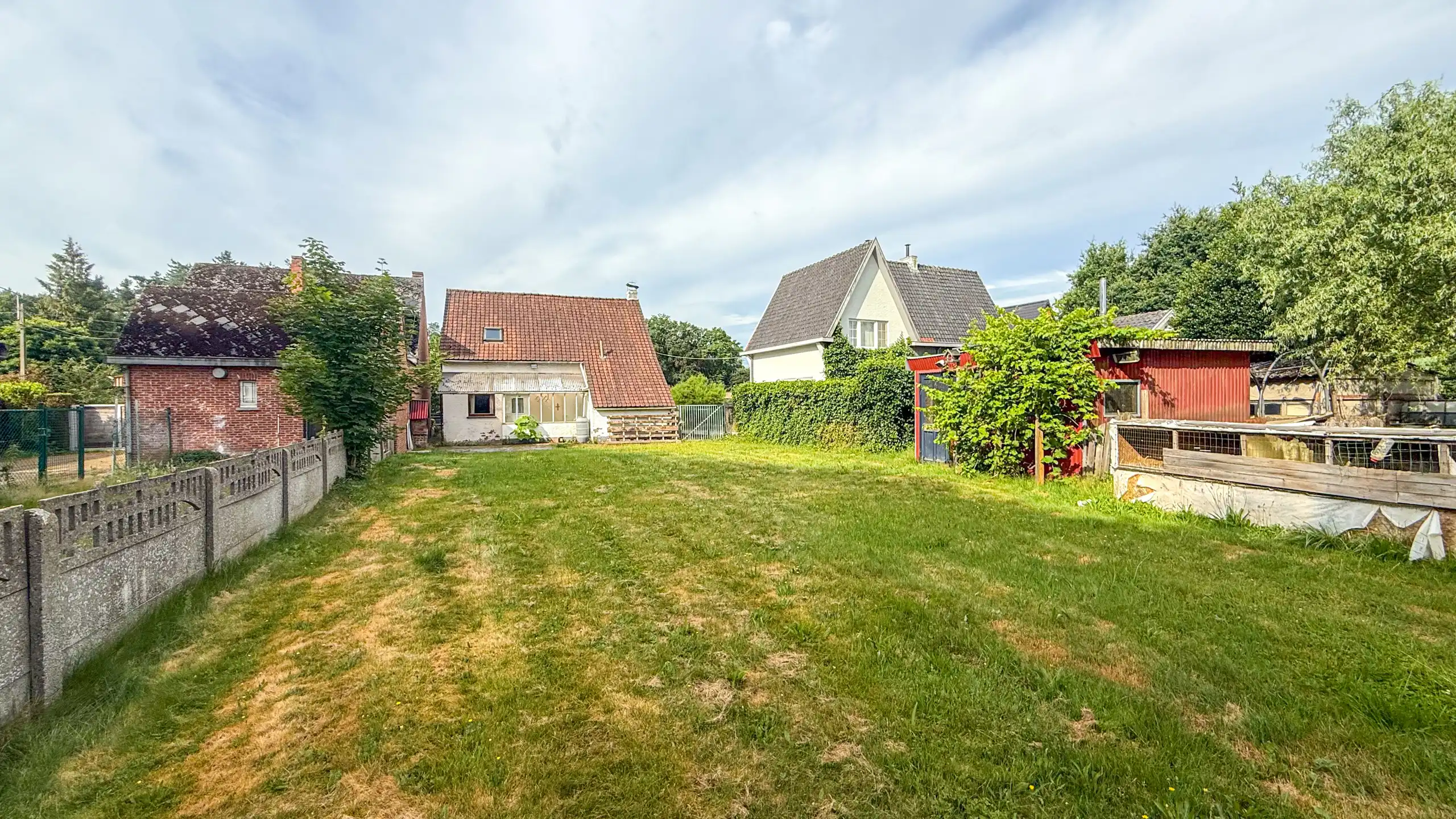 Renovatiepand met ruime living en mooi perceel van 6+ are! foto 35