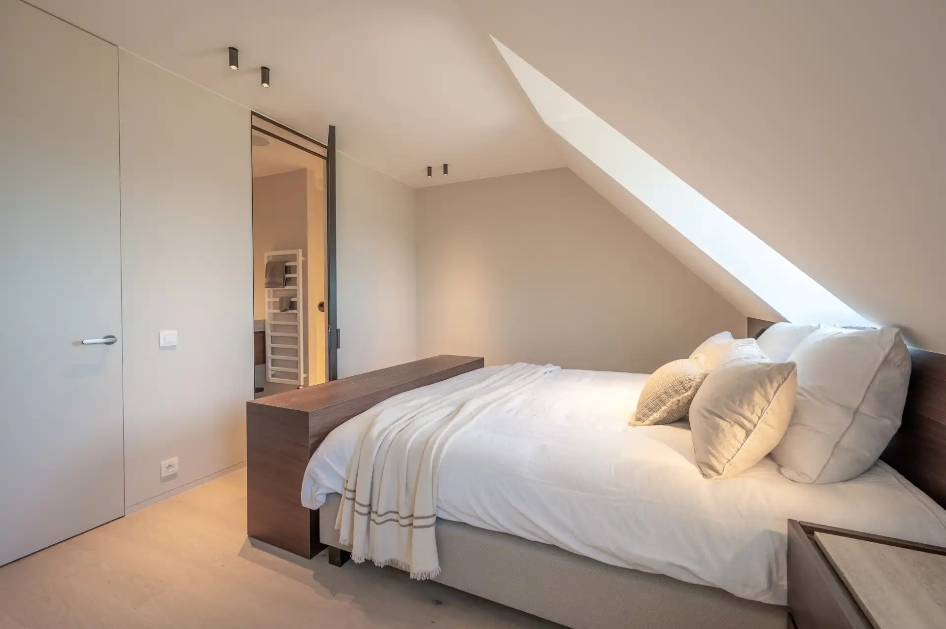 Exclusief nieuwbouw duplex appartement met frontaal zeezicht en royale terrassen nabij het Albertplein. foto 29